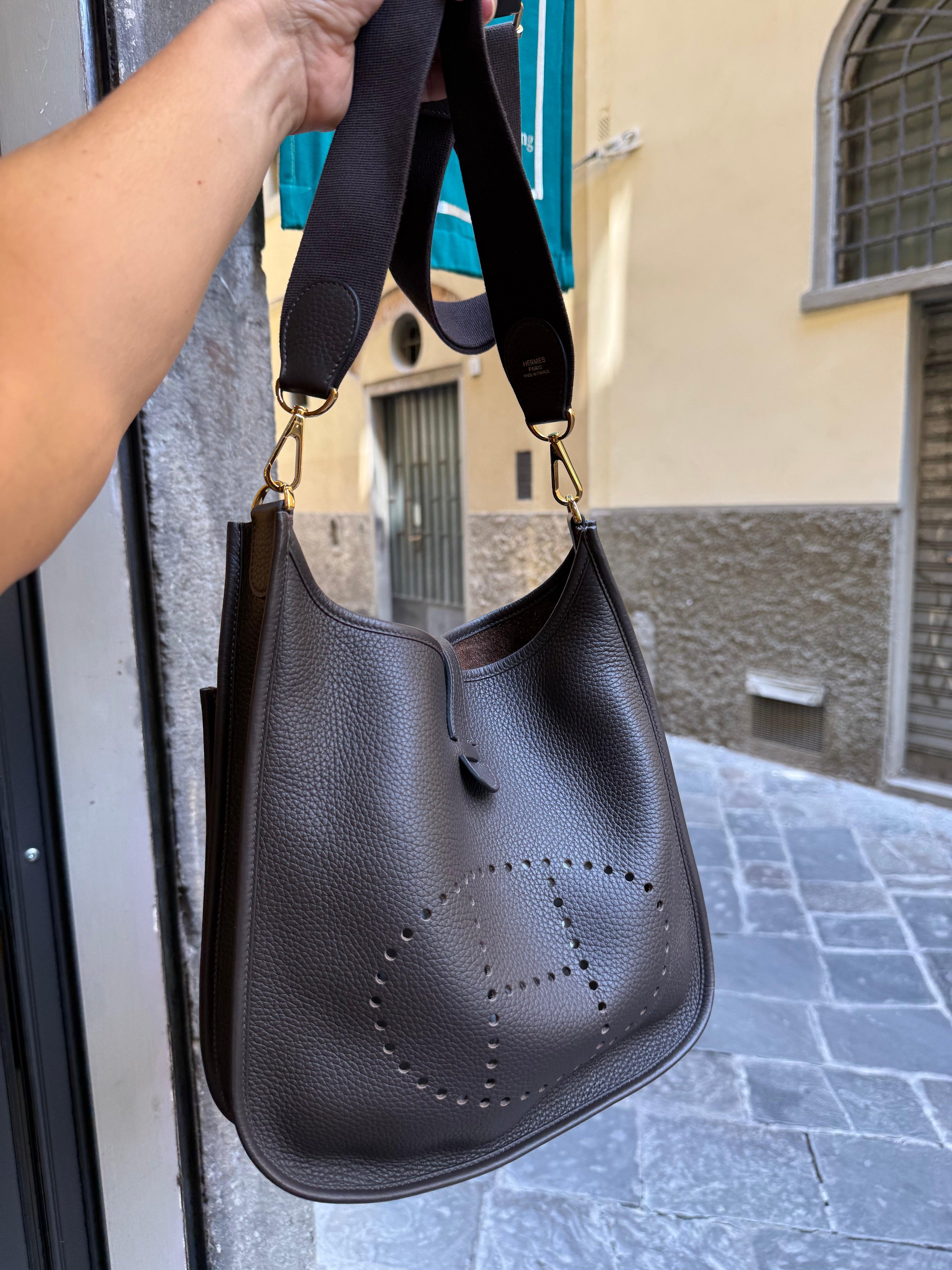 Hermès Borsa Evelyne III 29 in Pelle Taurillon Testa di Moro