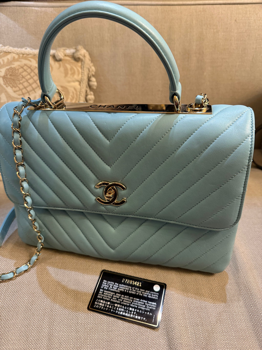 Chanel Coco Handle Borsa in Pelle di Agnello Celeste