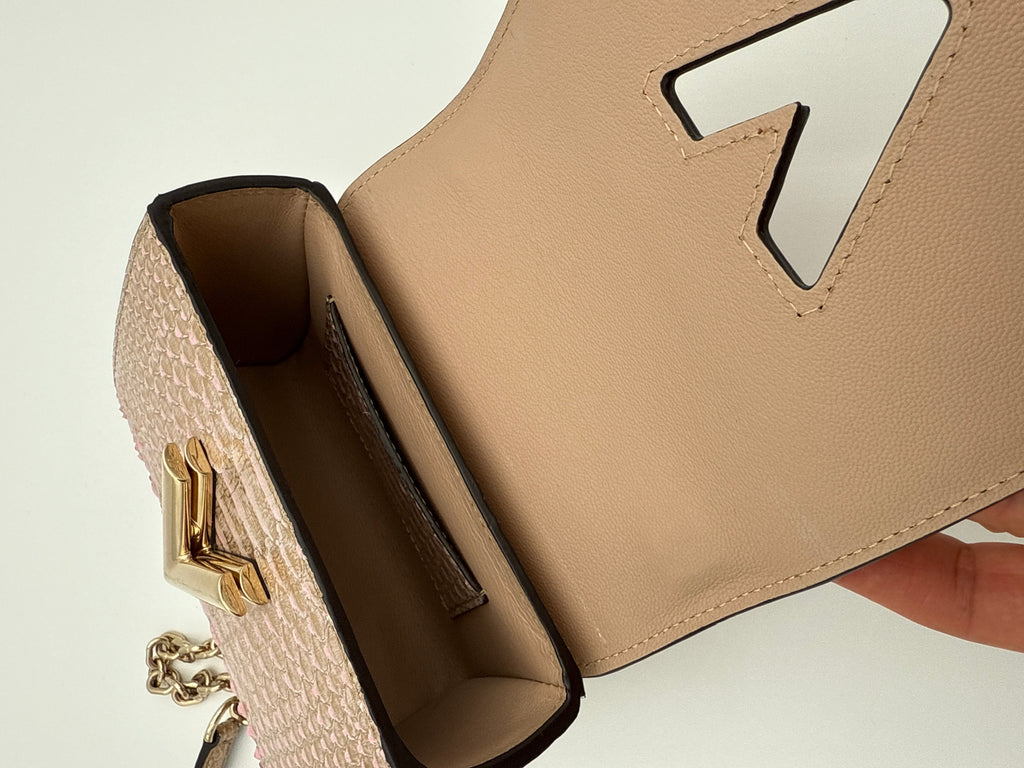 Louis Vuitton Borsa Twist Mini in Pelle di Pitone Rosa Louis vuitton
