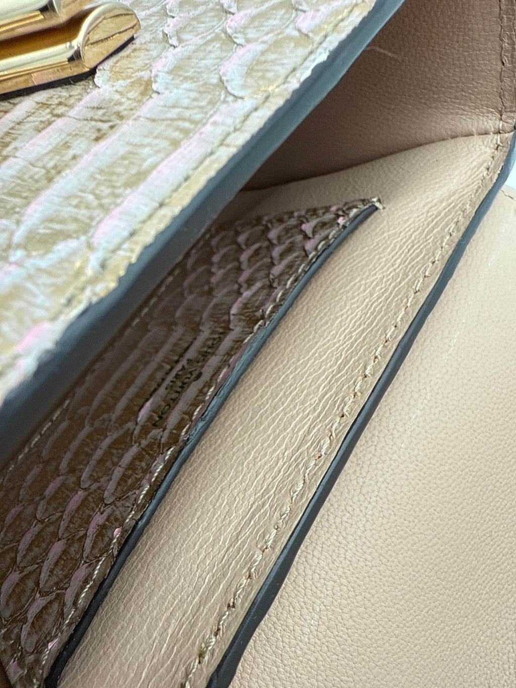 Louis Vuitton Borsa Twist Mini in Pelle di Pitone Rosa Louis vuitton