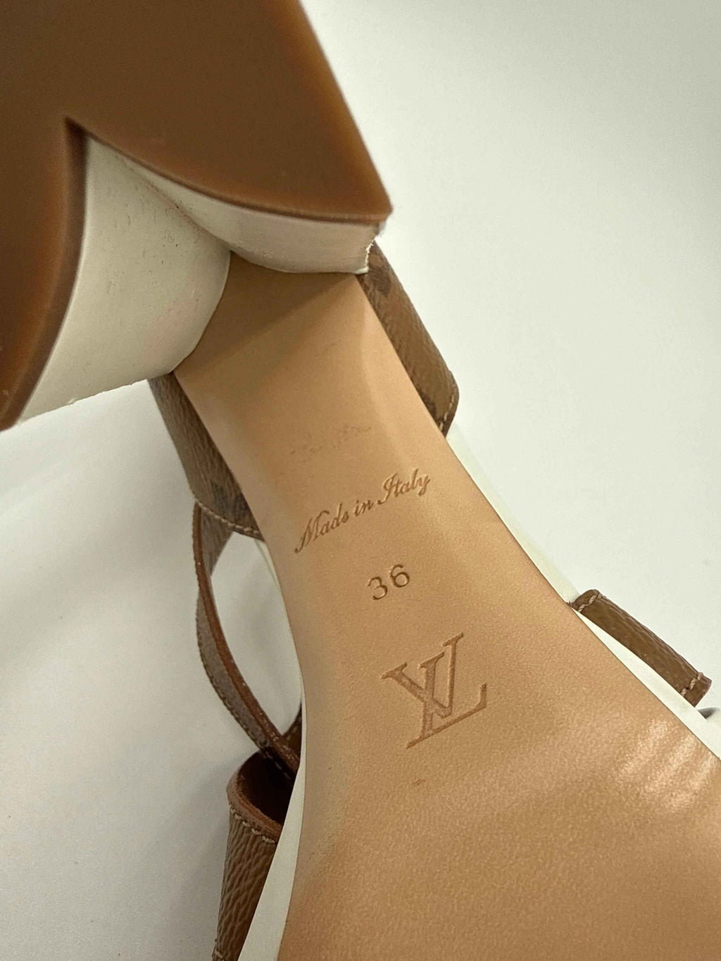 Louis Vuitton Sandali Bicolore Pelle Biana