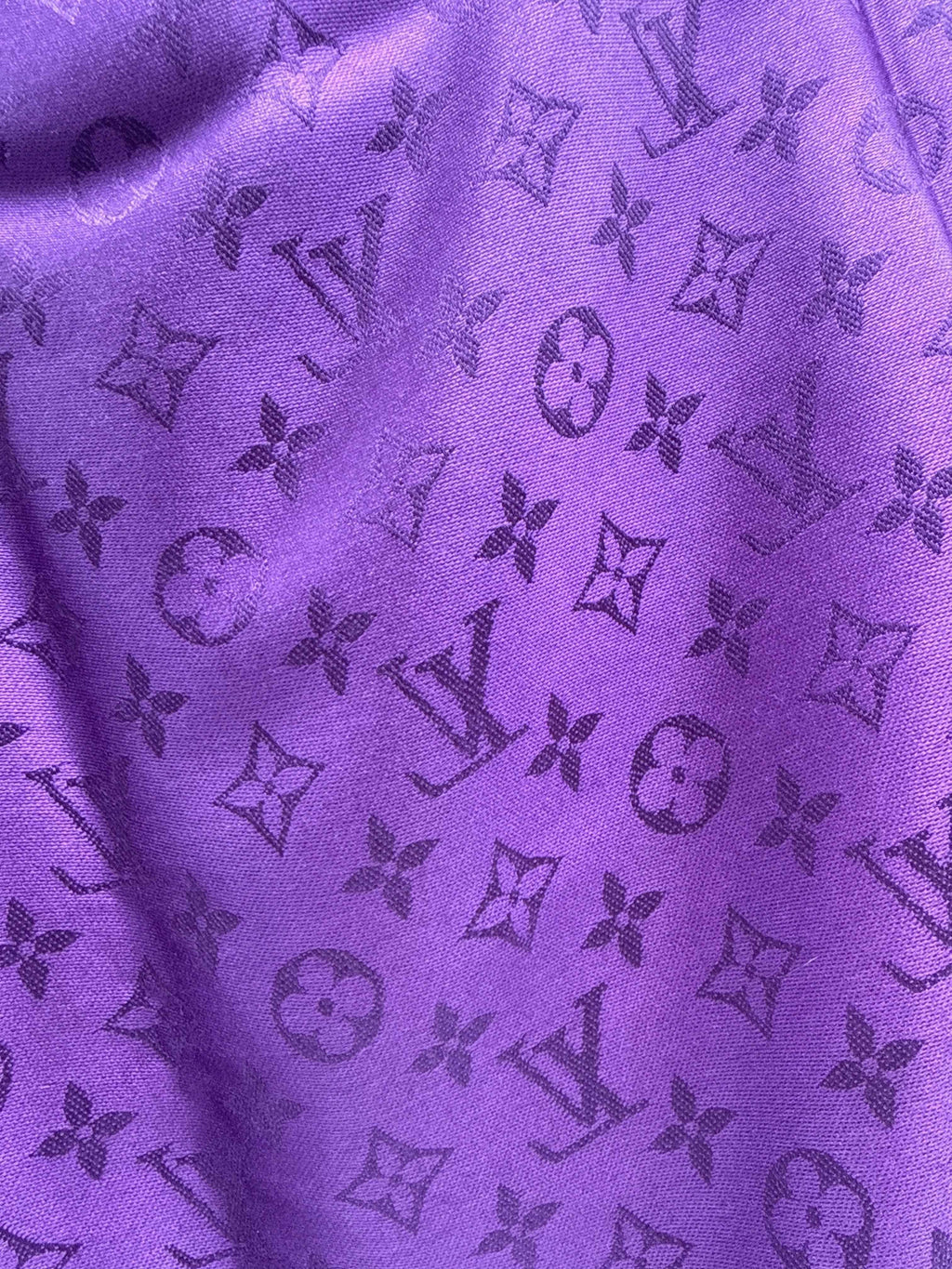 Louis Vuitton Sciarpa Secondhand in Lana e Seta Viola