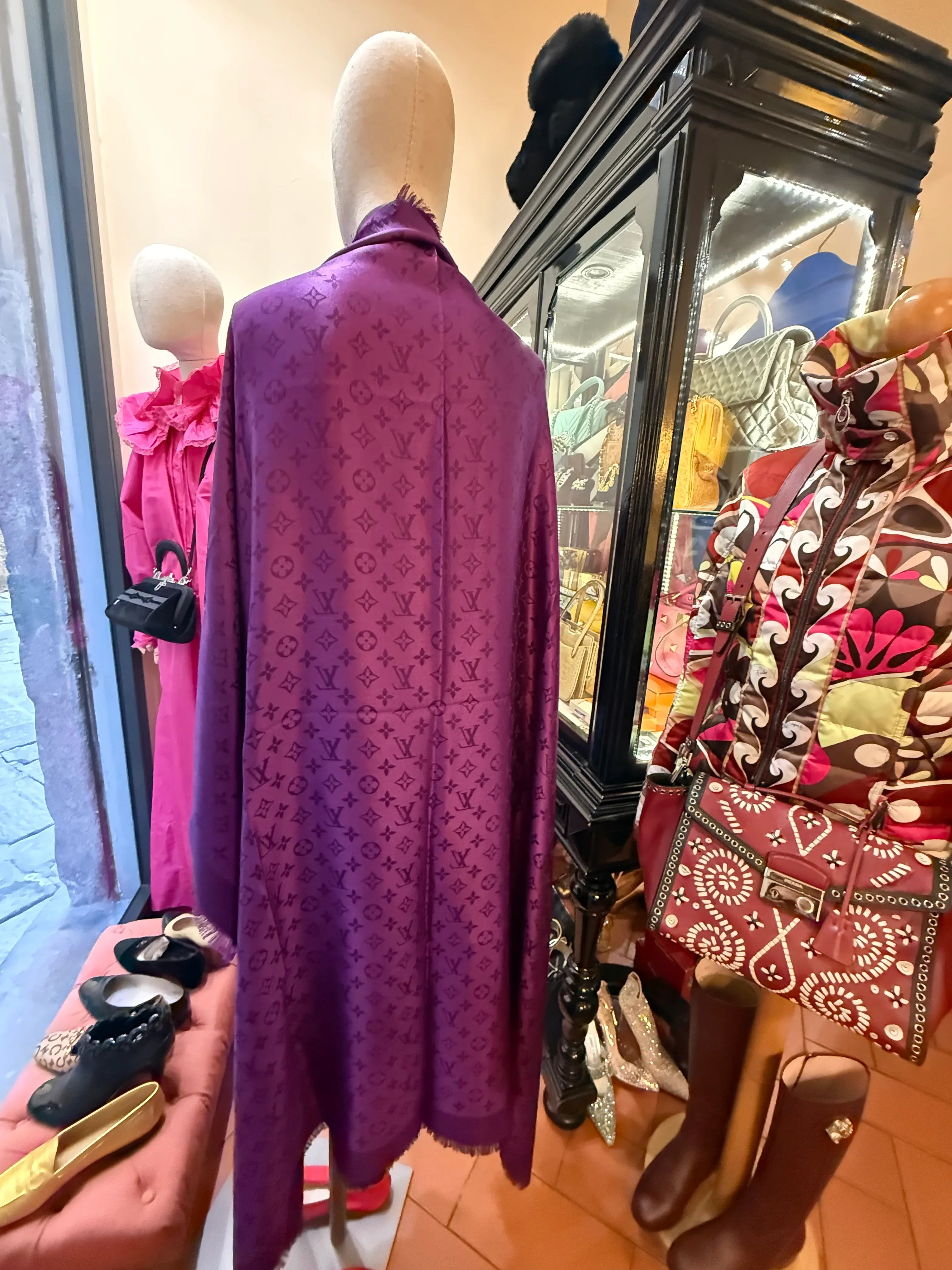 Louis Vuitton Sciarpa Viola in Lana e Seta - Mercatino di Ninni