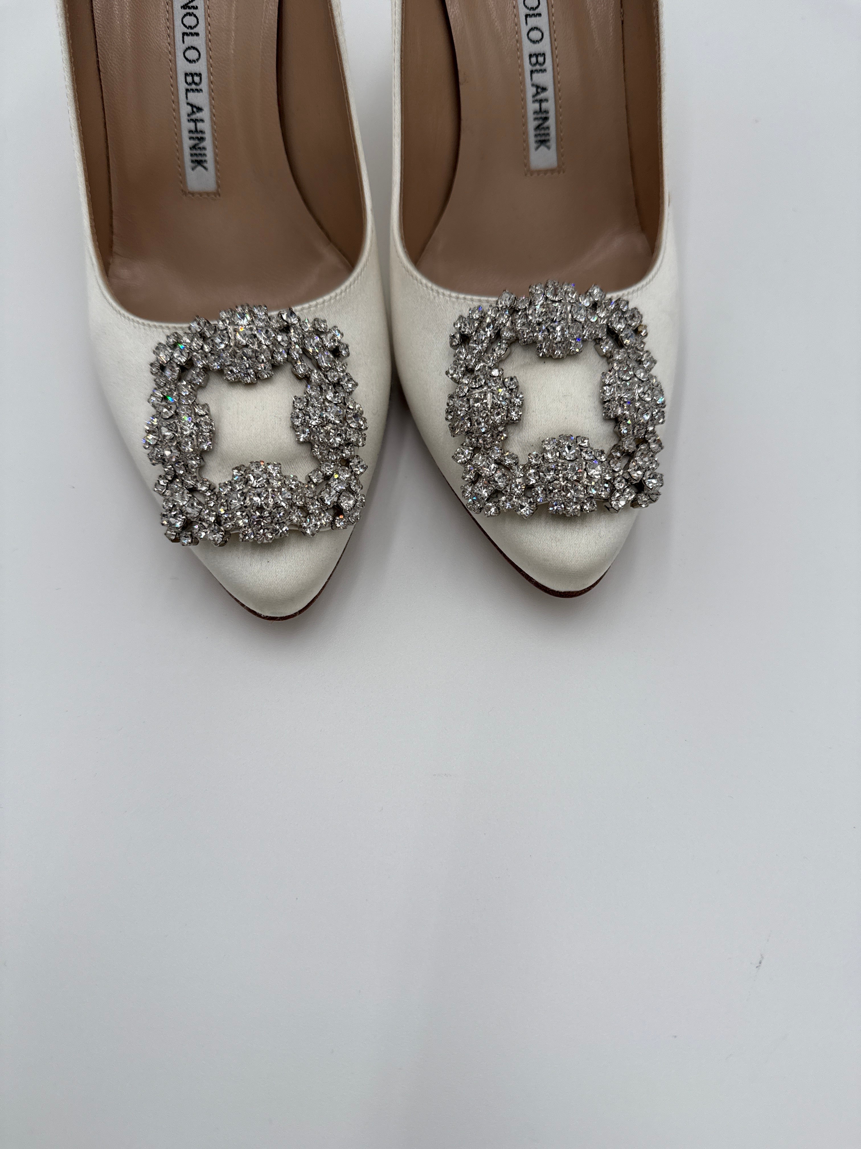 Manolo Blahnik Decolletè in Seta Bianco Manolo blahnik