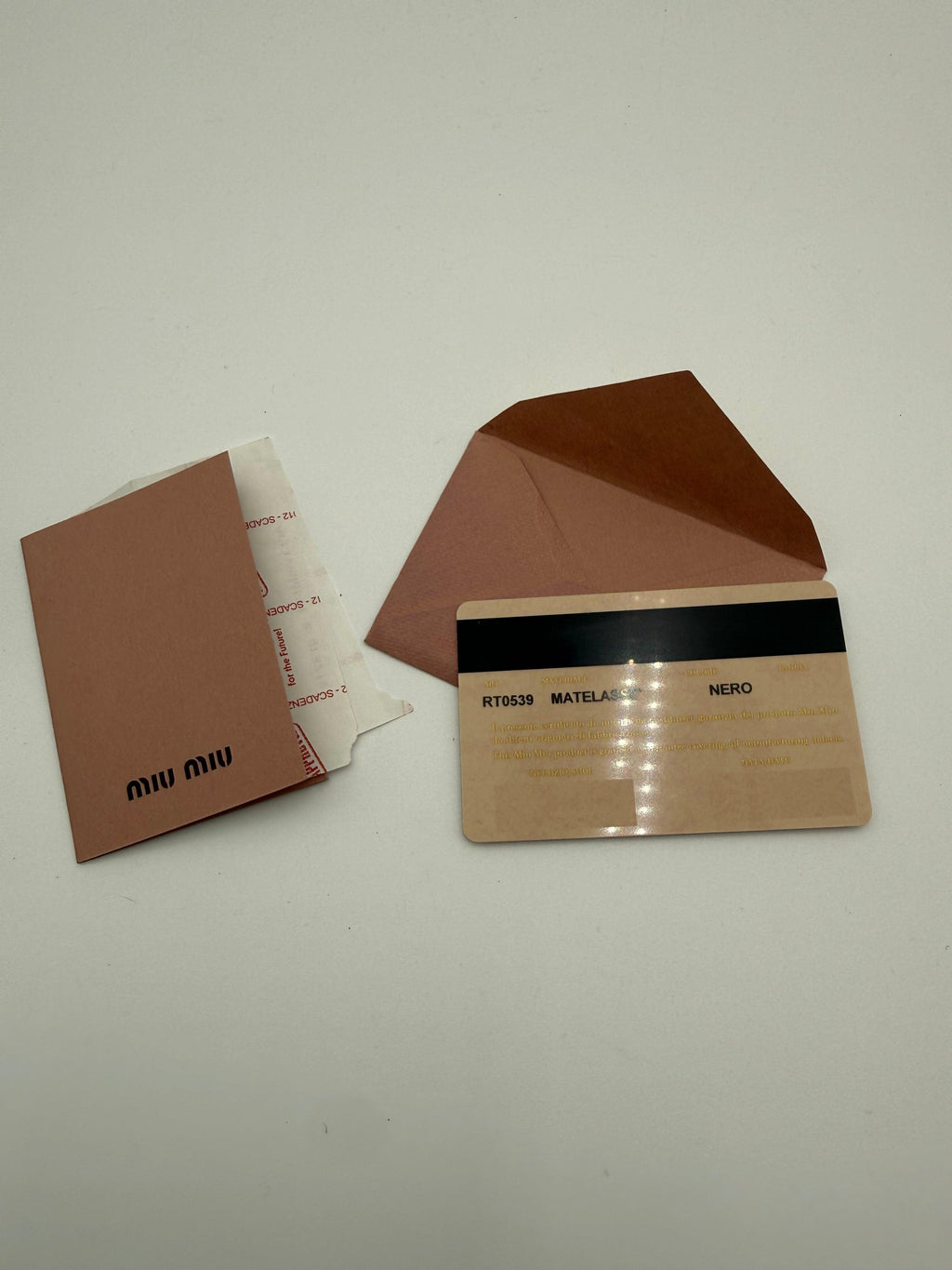 Miu Miu Borsa Camera a Tracolla in Pelle Matelassé Nera - Mercatino di Ninni