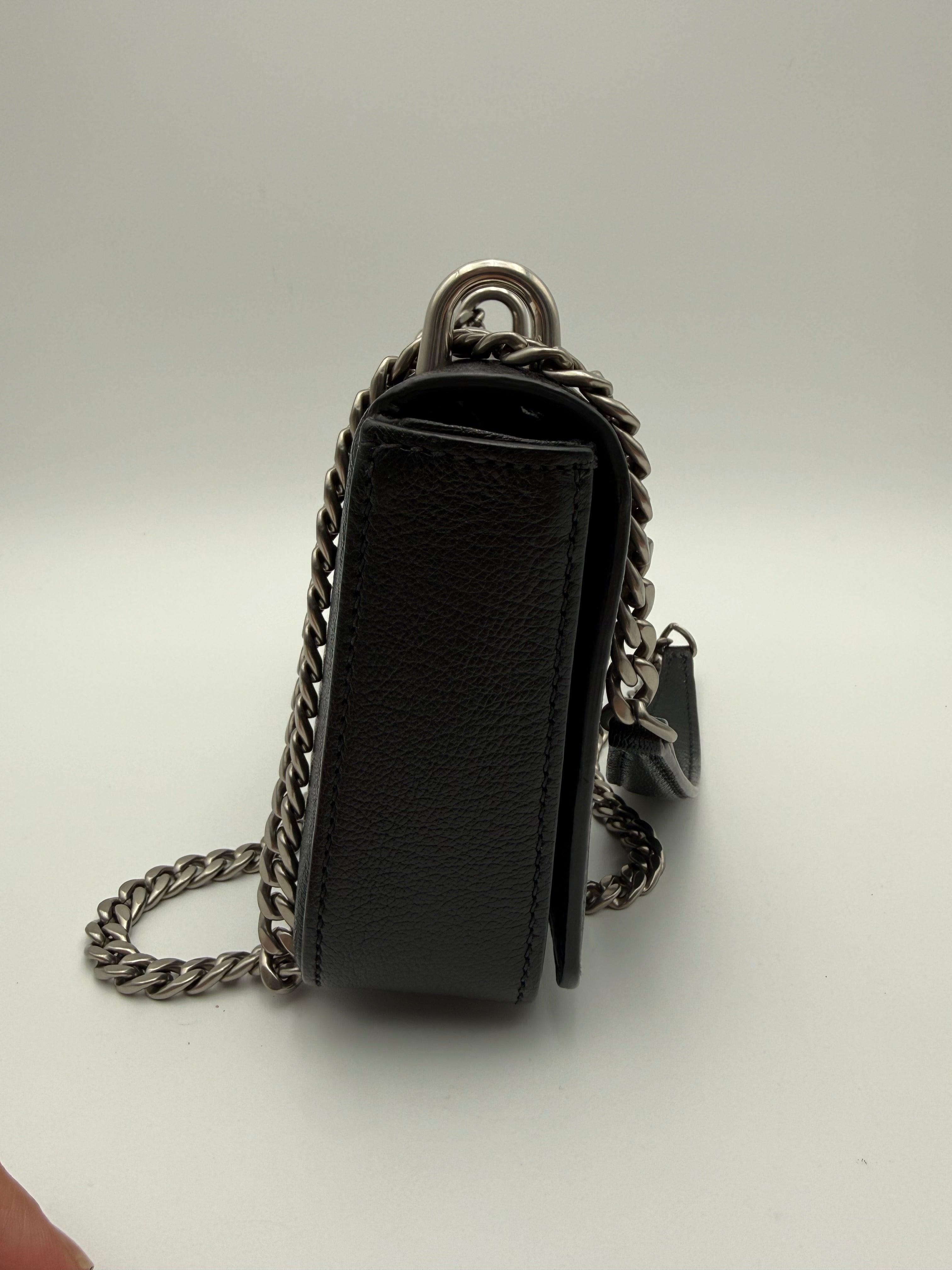 Miu Miu Borsa Pattina a Tracolla in Pelle Madras Nero - Mercatino di Ninni