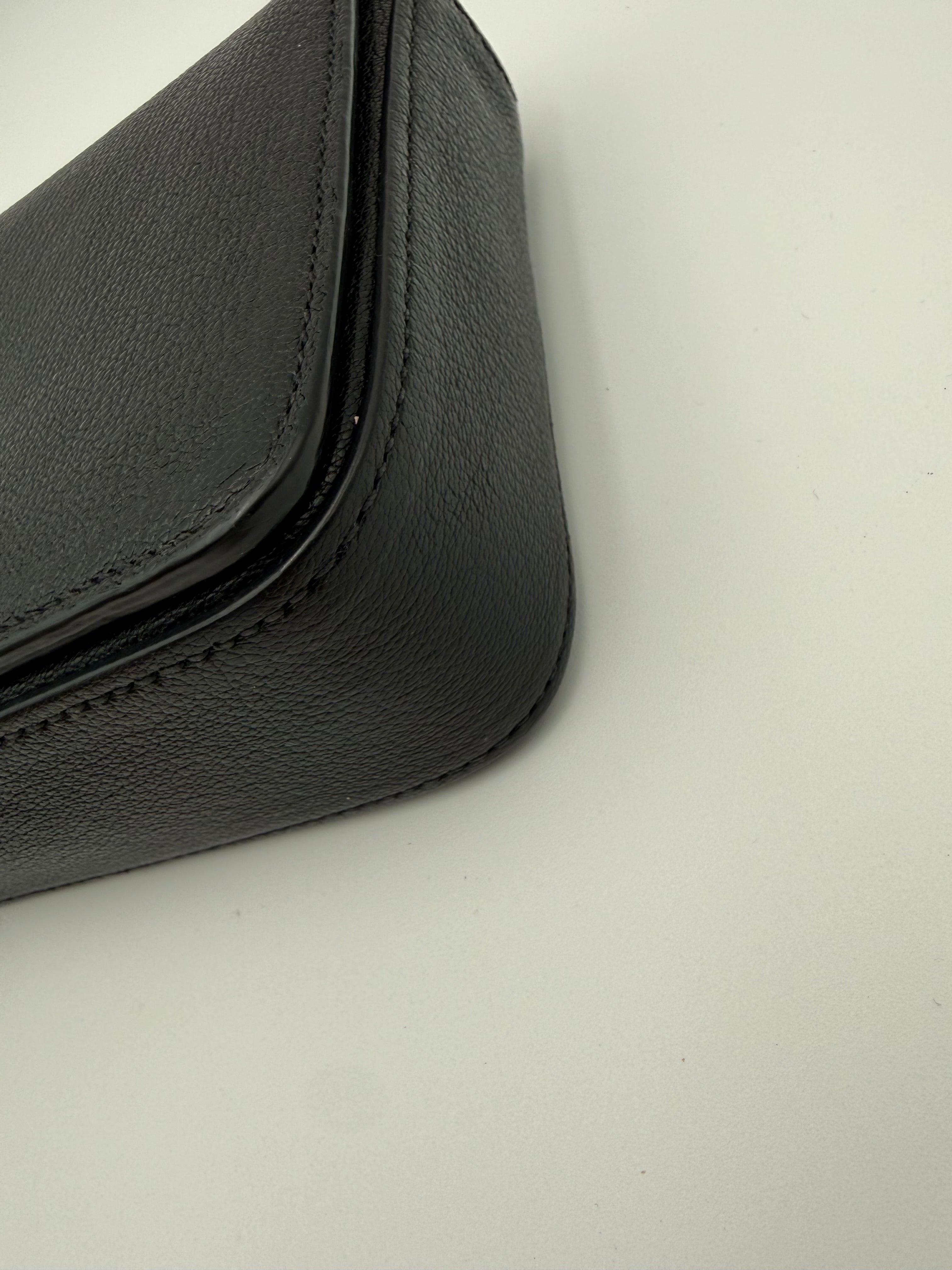 Miu Miu Borsa Pattina a Tracolla in Pelle Madras Nero - Mercatino di Ninni