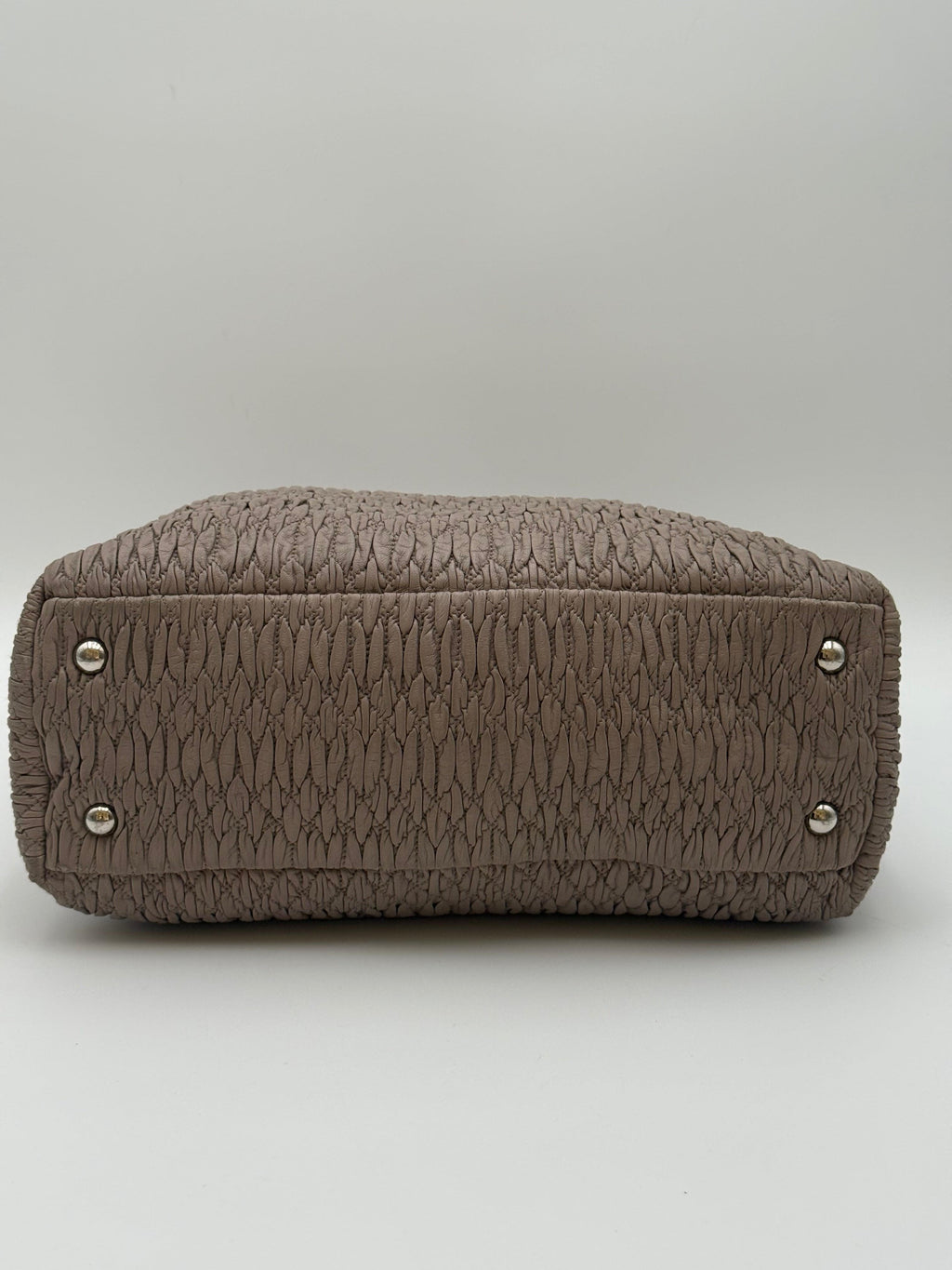 Miu Miu Borsa Shopping in Pelle Cloquet Tortora