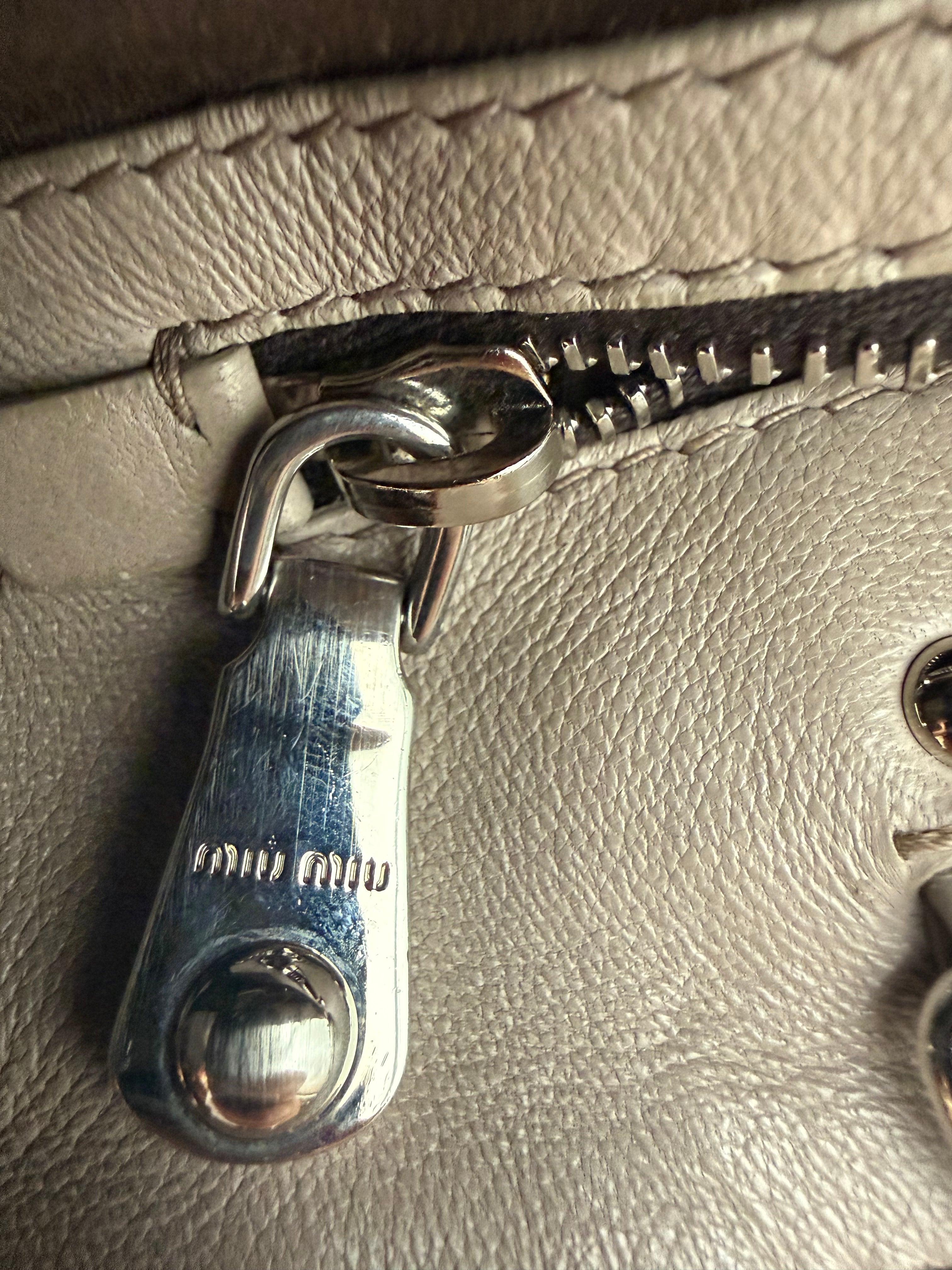 Miu Miu Borsa Shopping in Pelle Cloquet Tortora