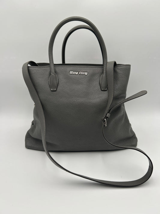 Miu Miu Borsa Tote in Pelle Grigia Miumiu