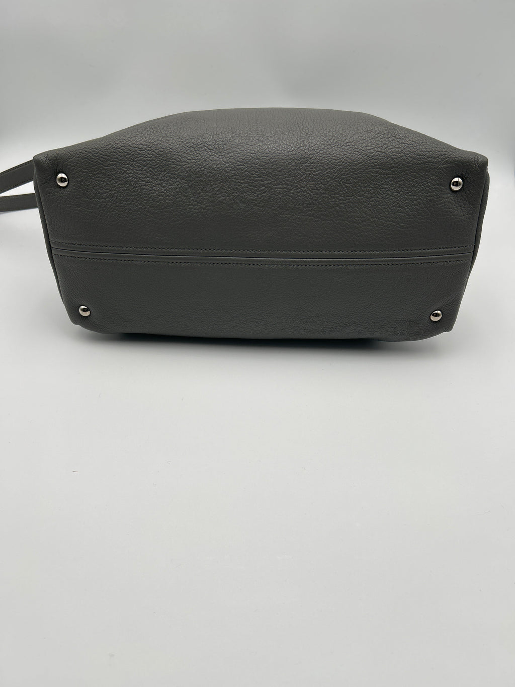 Miu Miu Borsa Tote in Pelle Grigia Miumiu