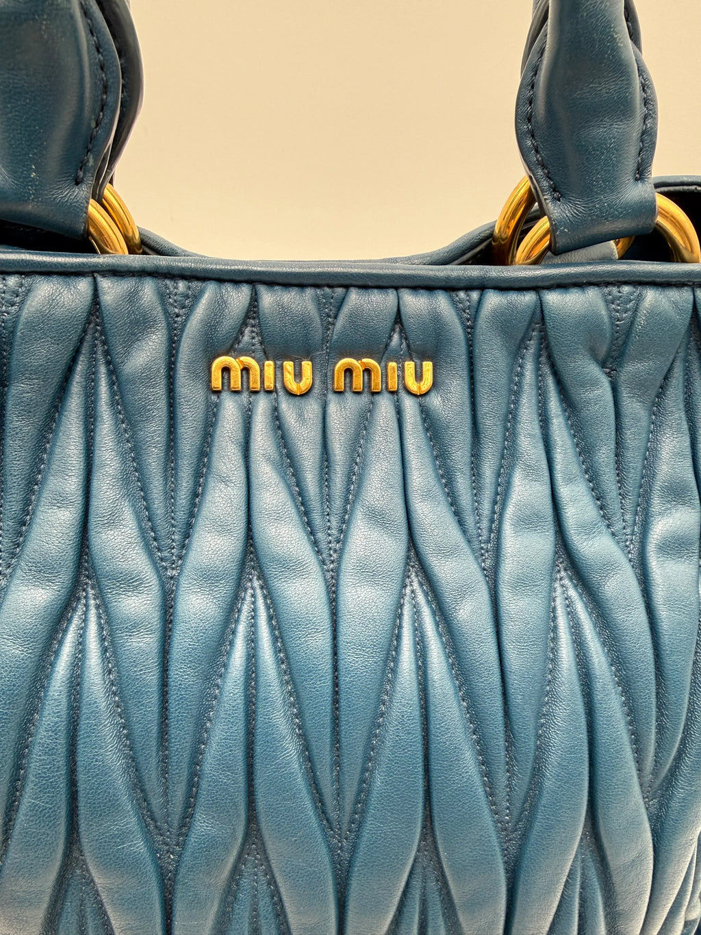 Miu Miu Borsa Tote in Pelle Matelassé Blu Cobalto - Mercatino di Ninni