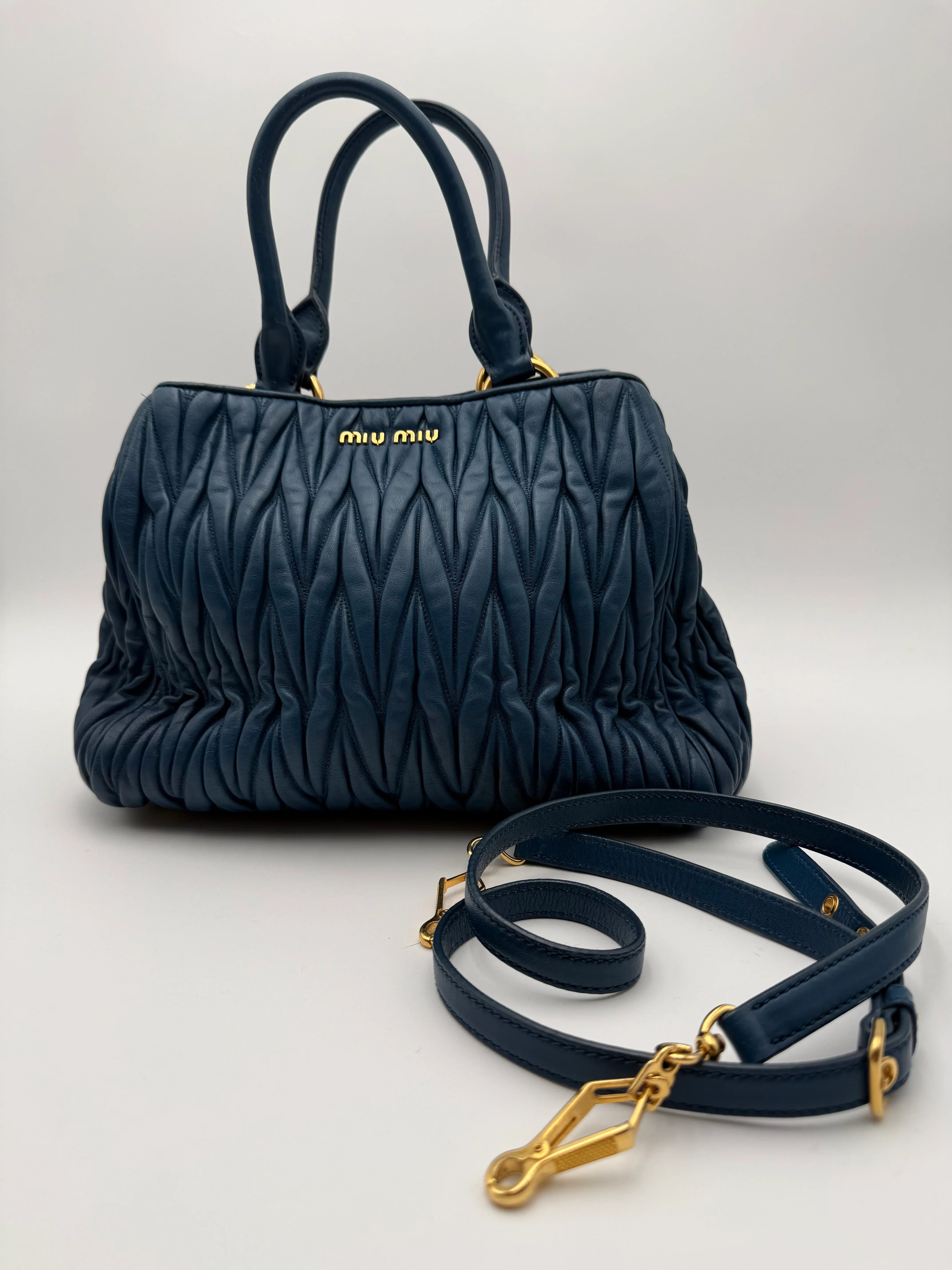 Miu Miu Borsa Tote in Pelle Matelassé Blu Cobalto - Mercatino di Ninni