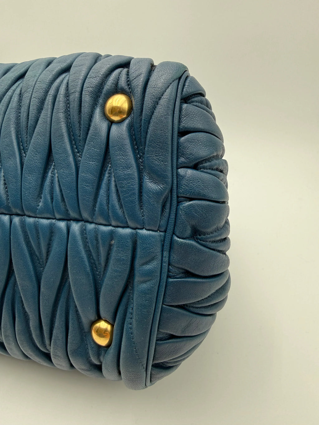 Miu Miu Borsa Tote in Pelle Matelassé Blu Cobalto - Mercatino di Ninni