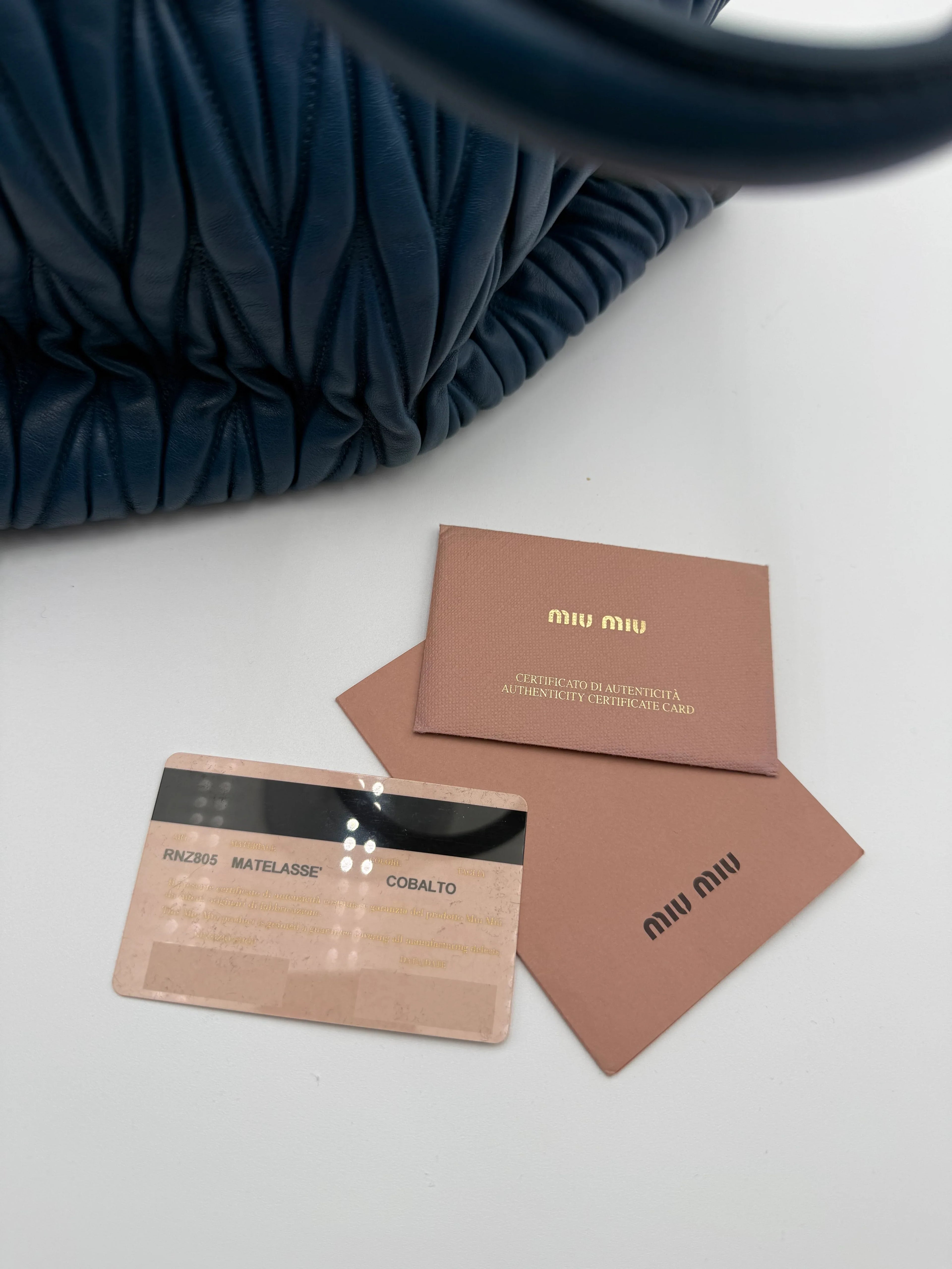 Miu Miu Borsa Tote in Pelle Matelassé Blu Cobalto - Mercatino di Ninni