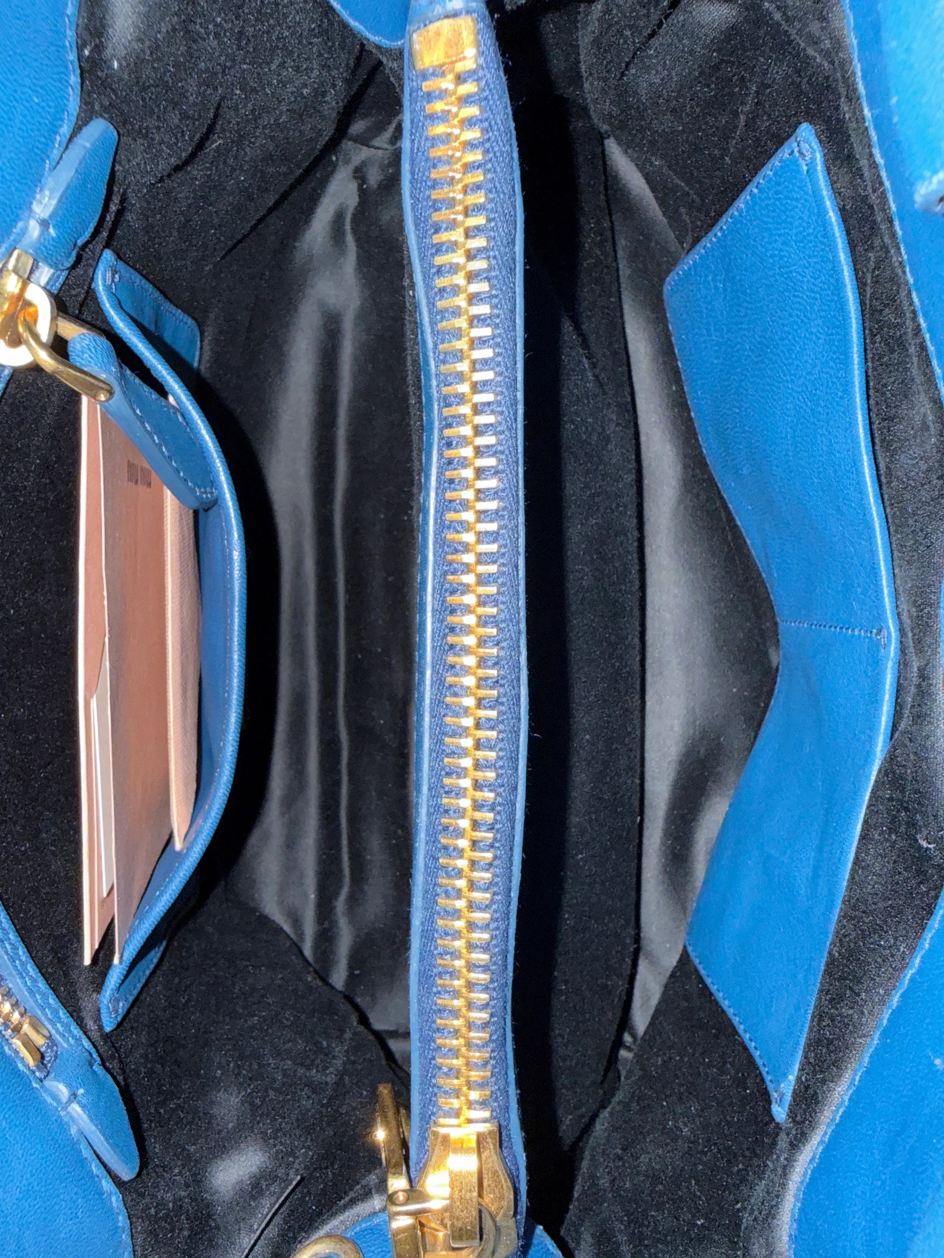 Miu Miu Borsa Tote in Pelle Matelassé Blu Cobalto - Mercatino di Ninni