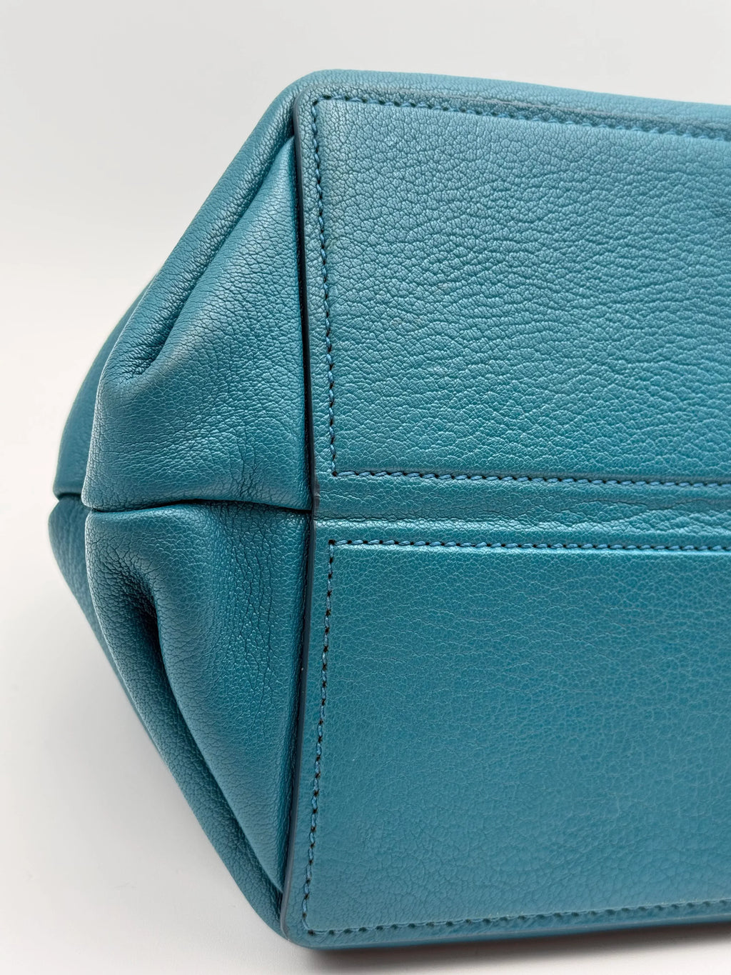 Miu Miu Borsa in Pelle Madras Blu Laguna - Mercatino di Ninni