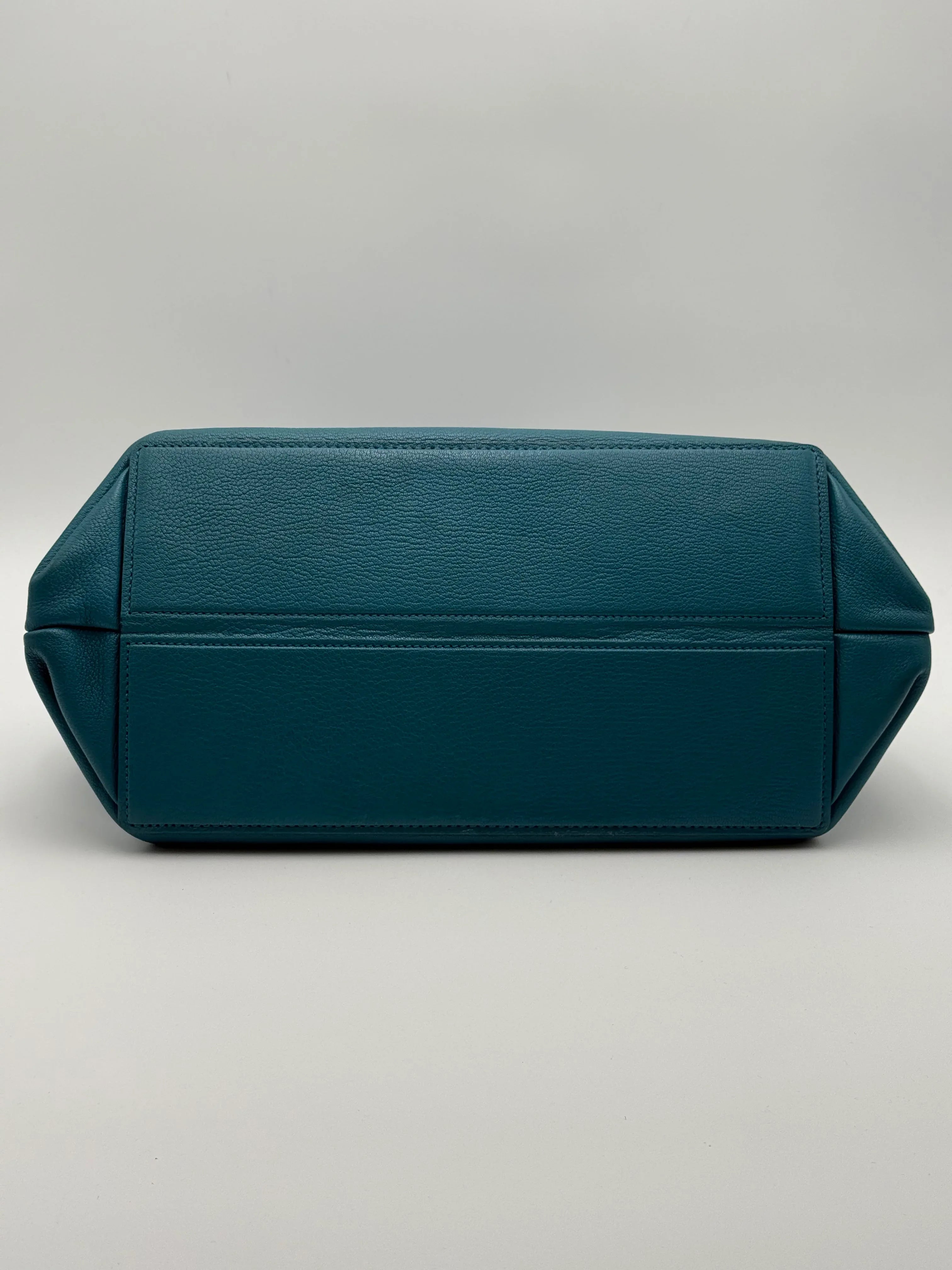 Miu Miu Borsa in Pelle Madras Blu Laguna - Mercatino di Ninni