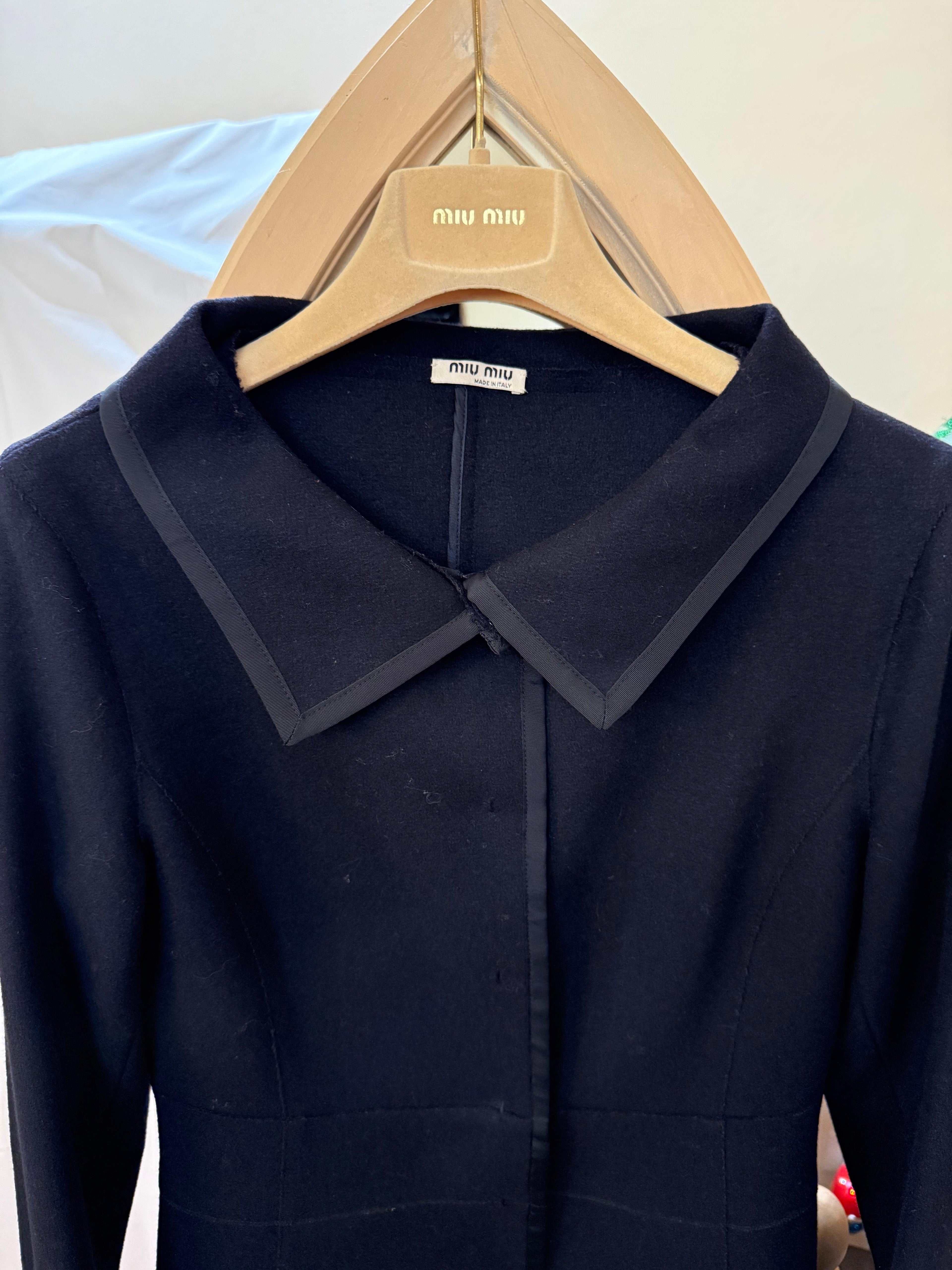 Miu Miu Cappotto Vintage Sfoderato in Panno di Lana Blu Navy - Mercatino di Ninni