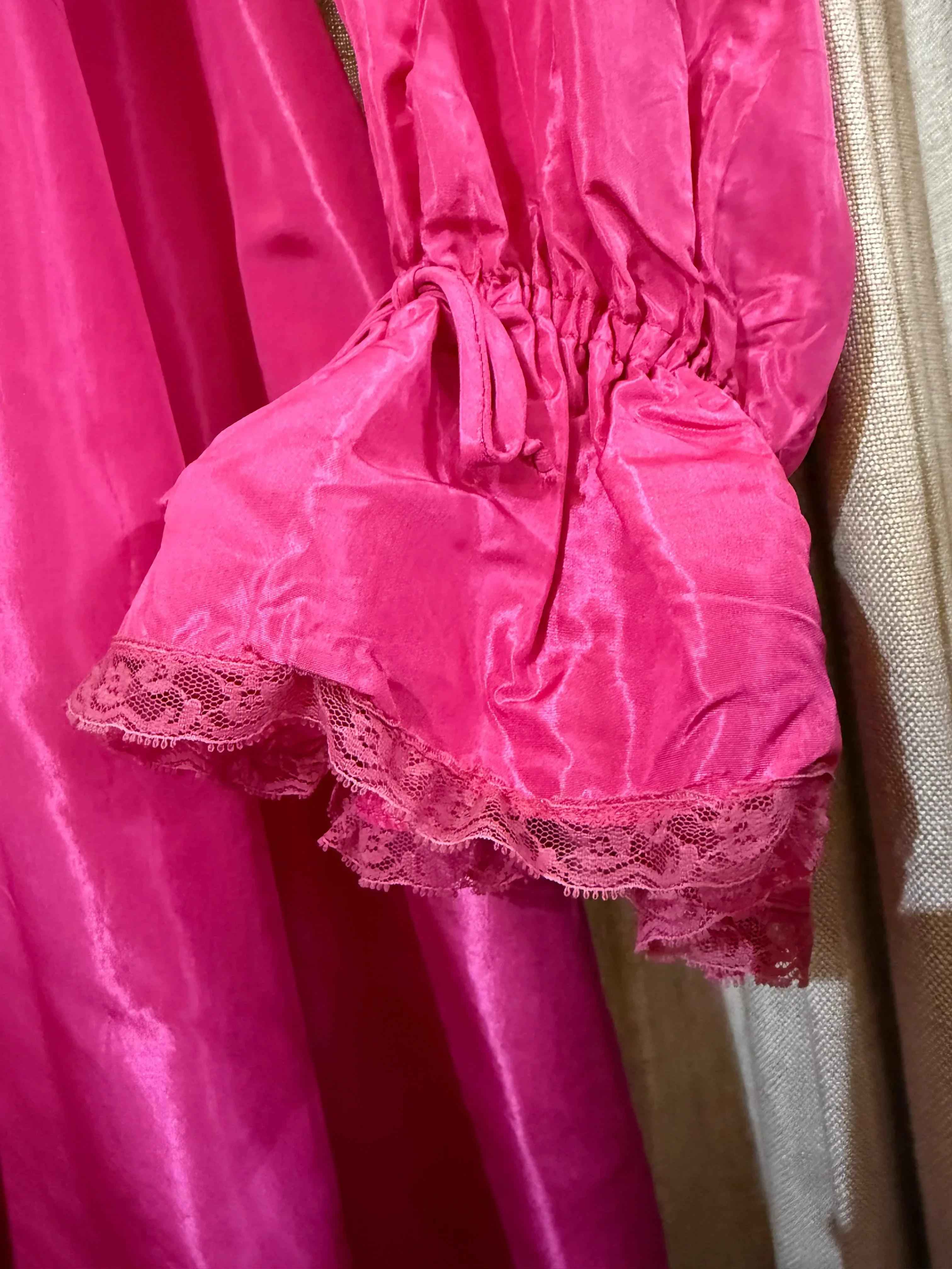 Oscar De La Renta Mantella Vintage in Seta Rosa