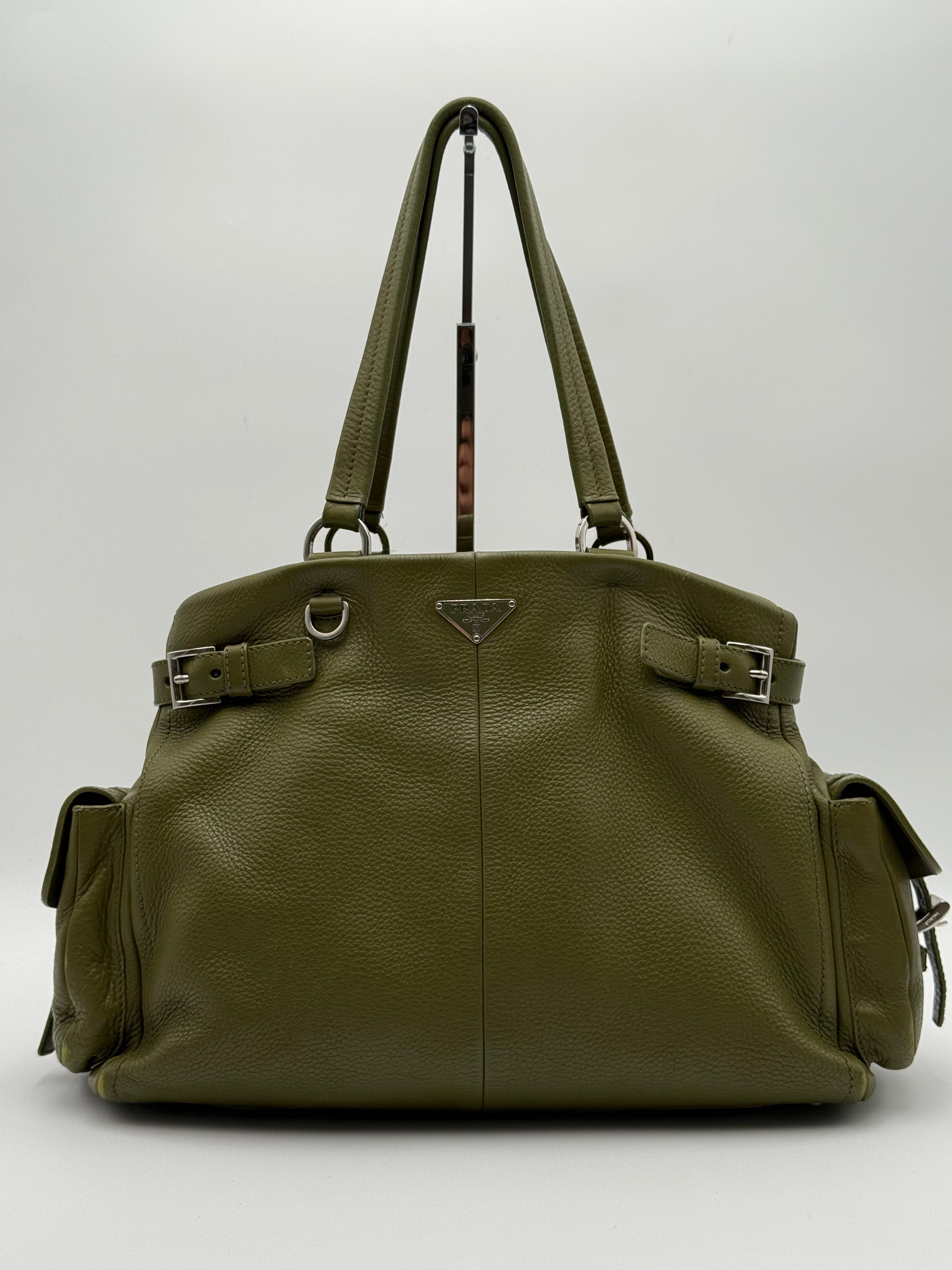 Prada Borsa in Pelle Martellata Verde - Mercatino di Ninni