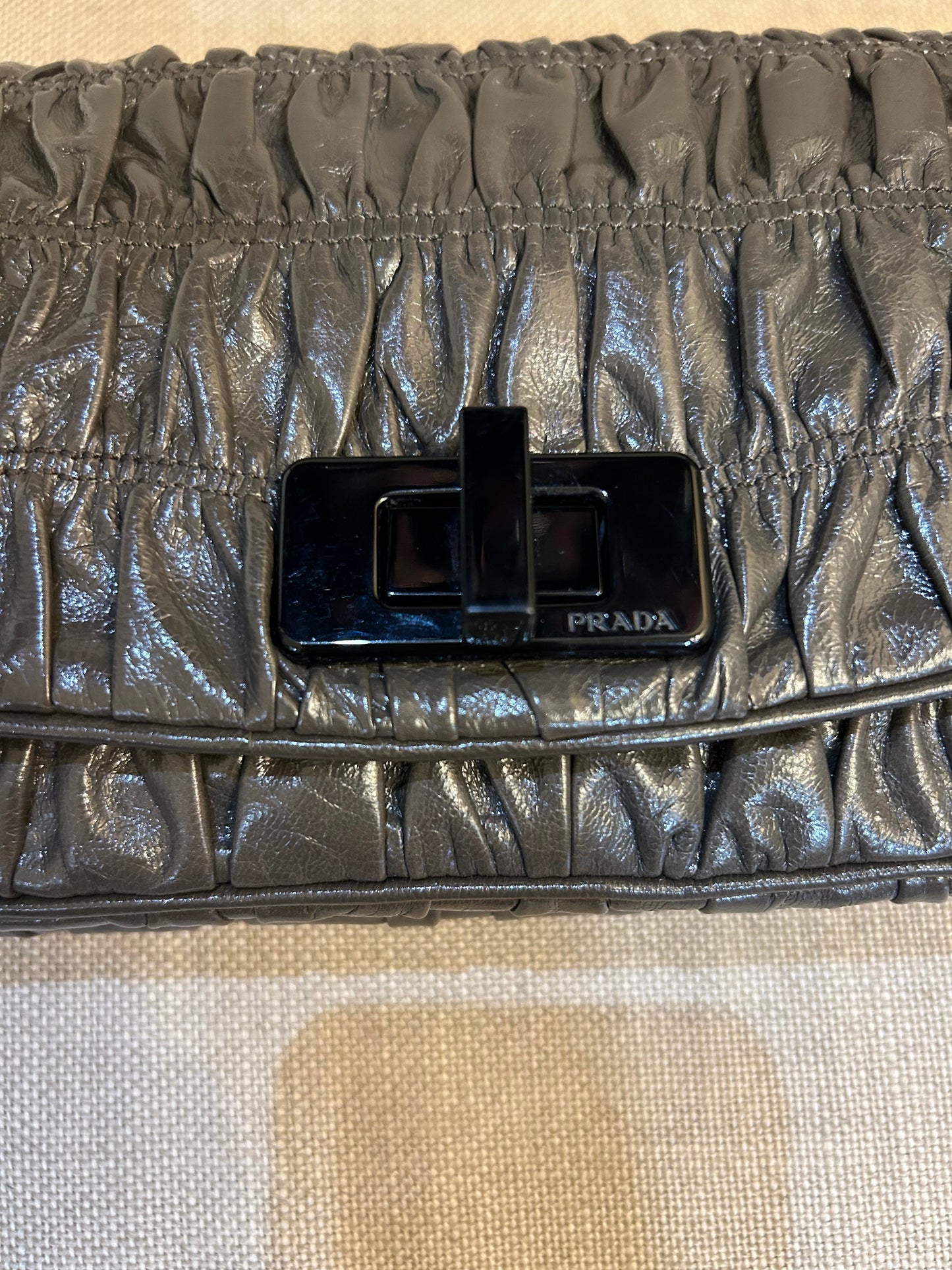 Prada Clutch in Pelle Prada