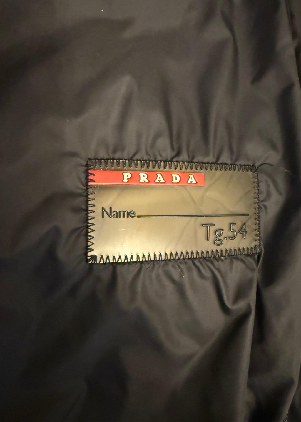 Prada Piumino Vintage in Nylon Tecnico Lucido Nero - Mercatino di Ninni