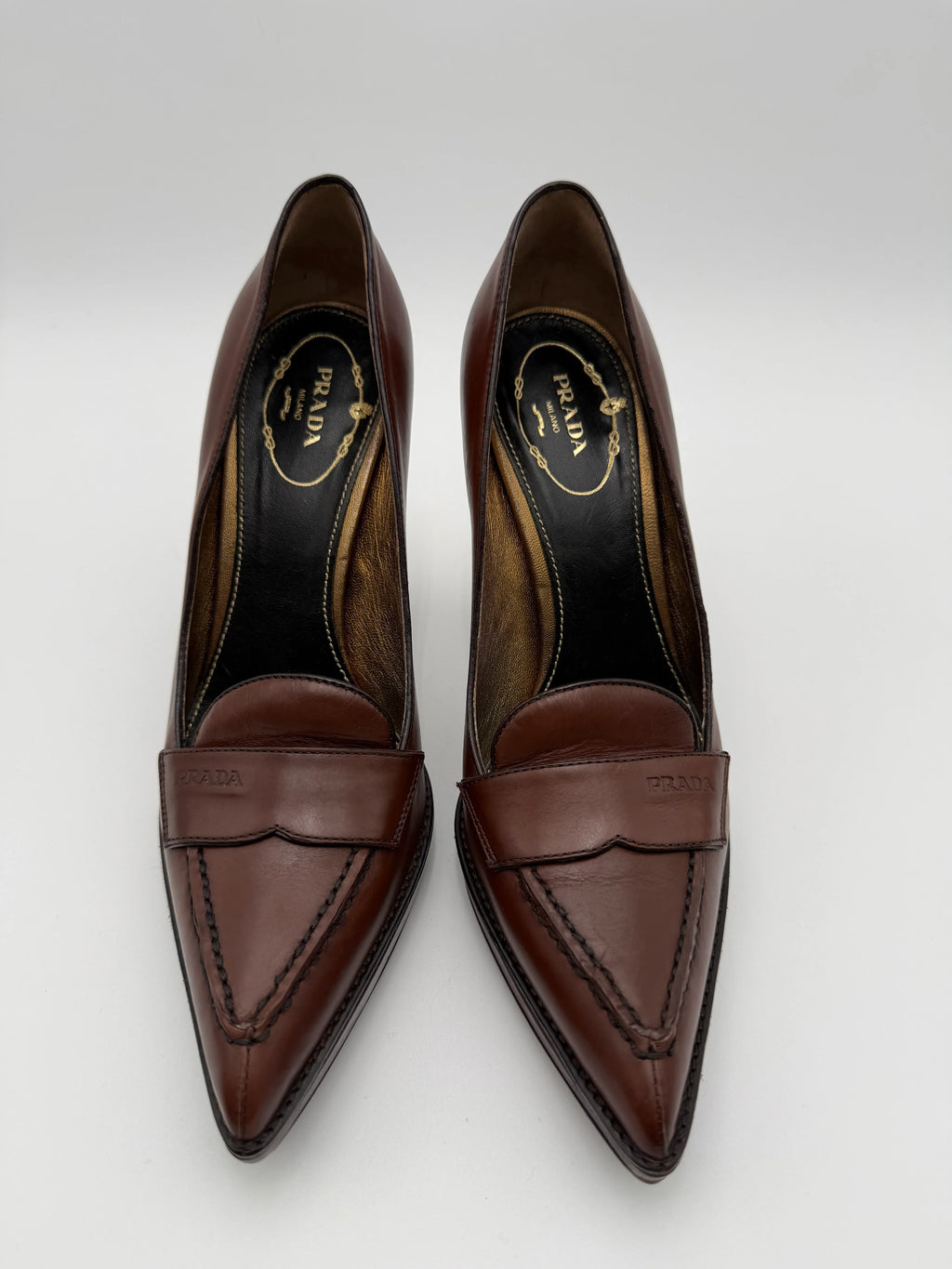 Prada Scarpe Vintage con Tacco in Pelle Marrone - Mercatino di Ninni