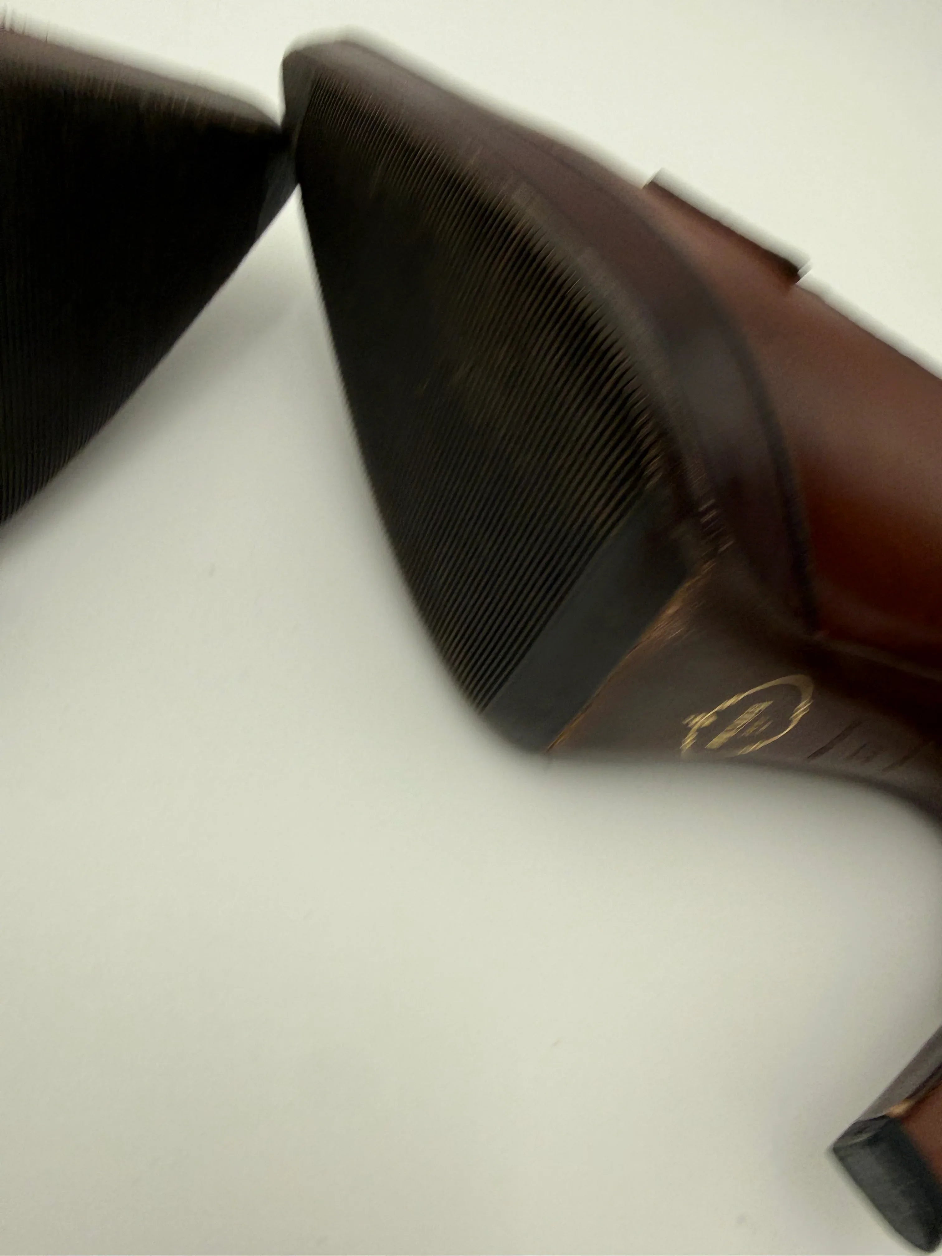 Prada Scarpe Vintage con Tacco in Pelle Marrone - Mercatino di Ninni