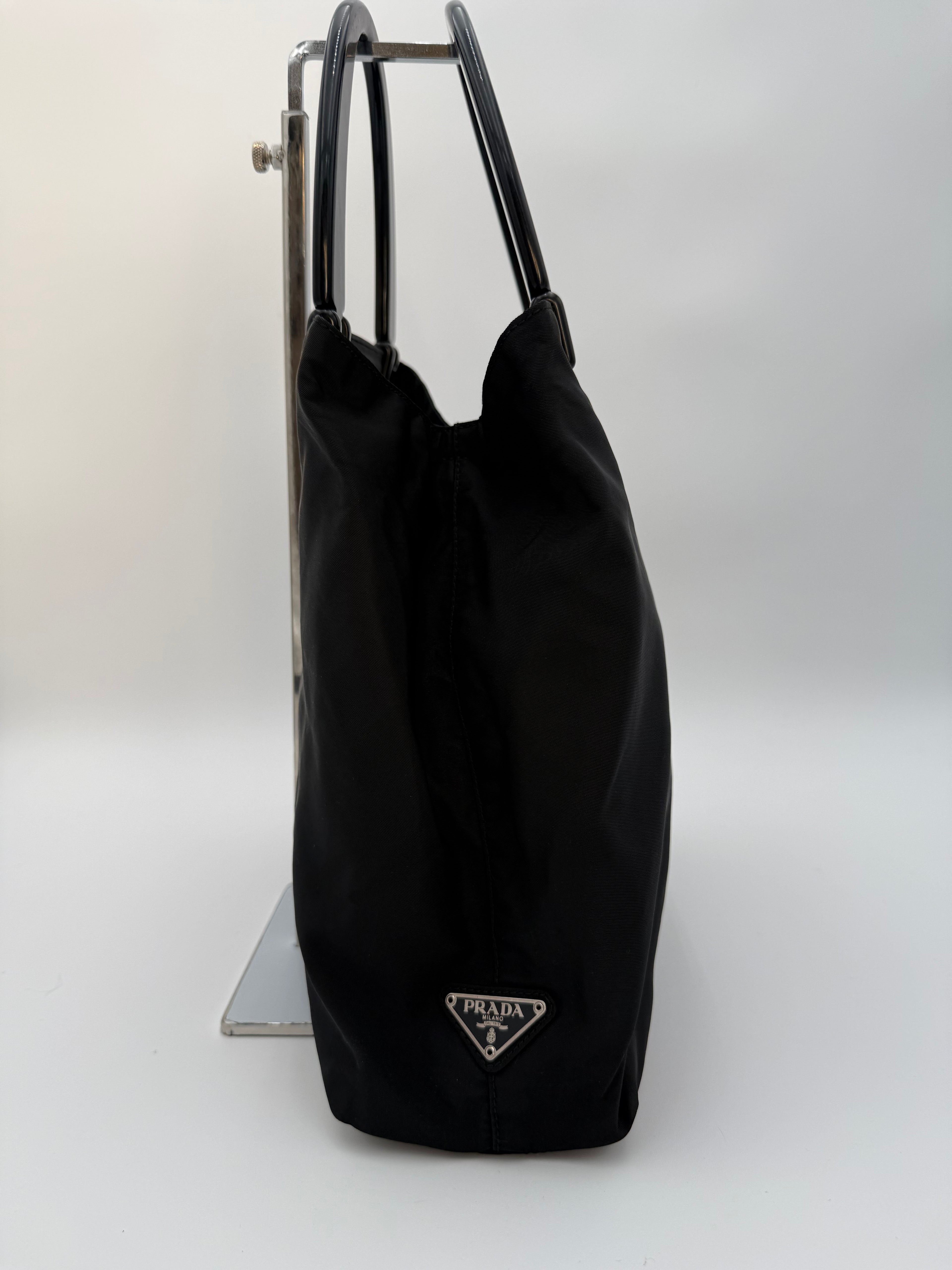 Prada Tote Borsa in Tela e Manici in Plexi Nera - Mercatino di Ninni