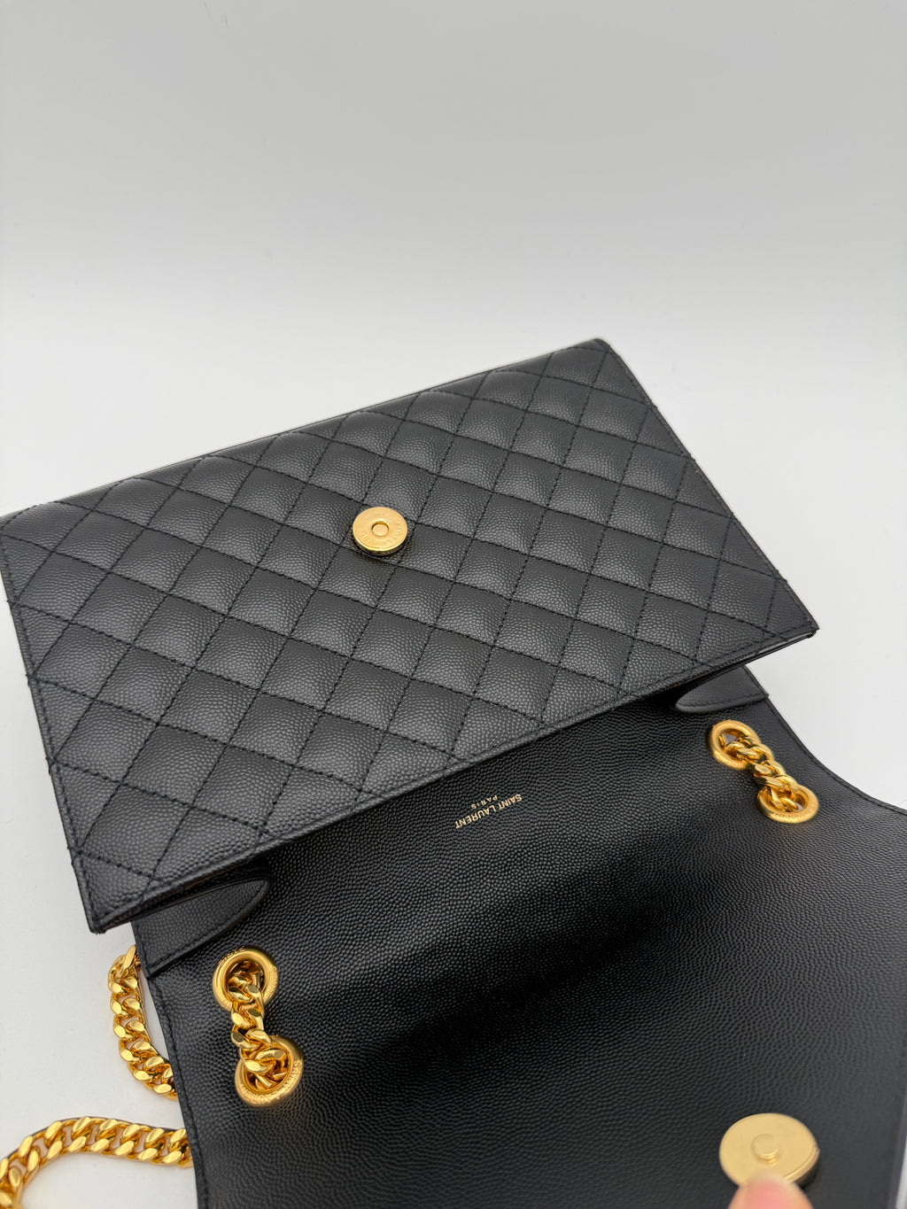 Saint Laurent Borsa Envelope Media a Tracolla in Pelle Nera - Mercatino di Ninni