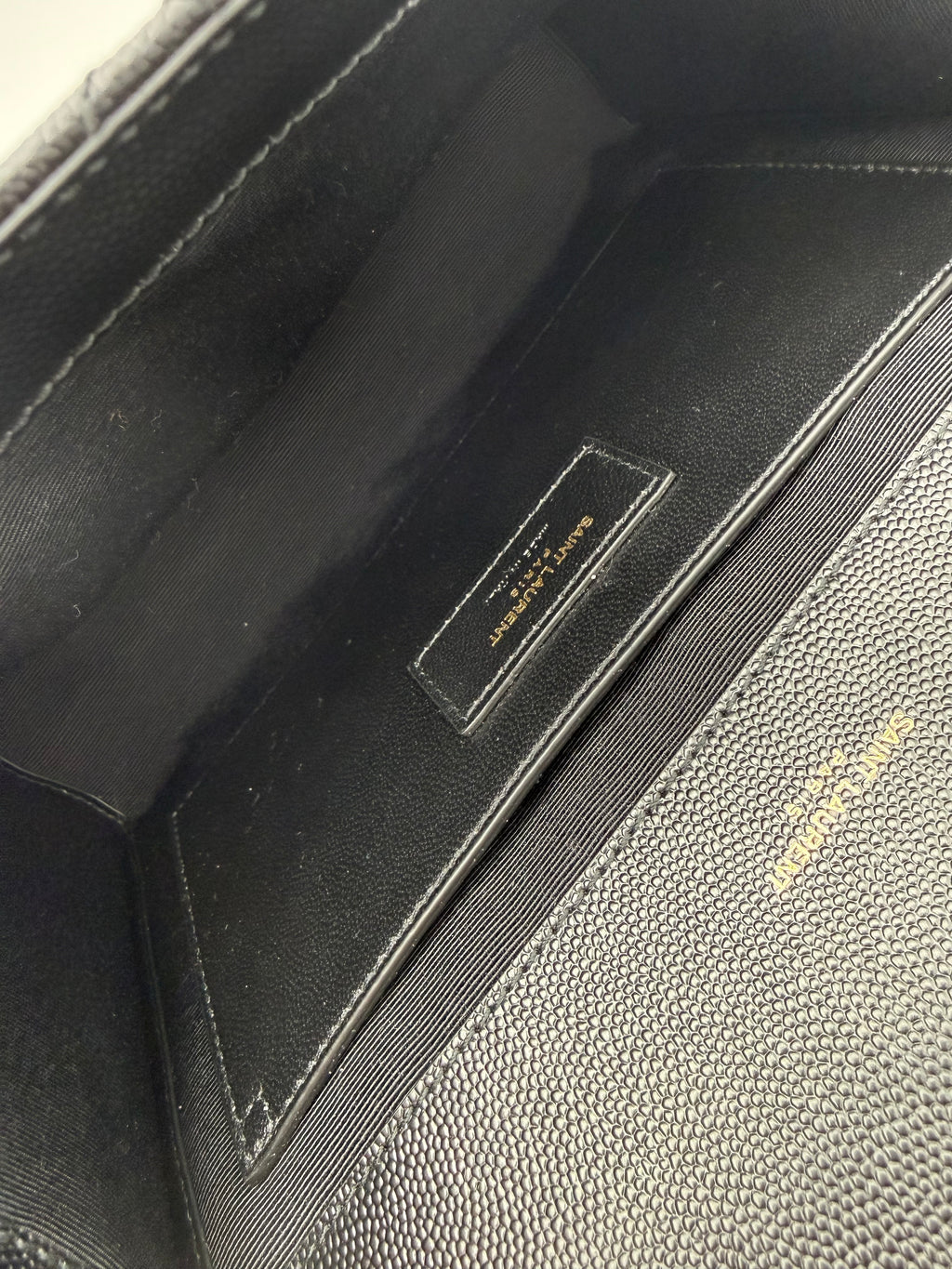 Saint Laurent Borsa Envelope Media a Tracolla in Pelle Nera - Mercatino di Ninni