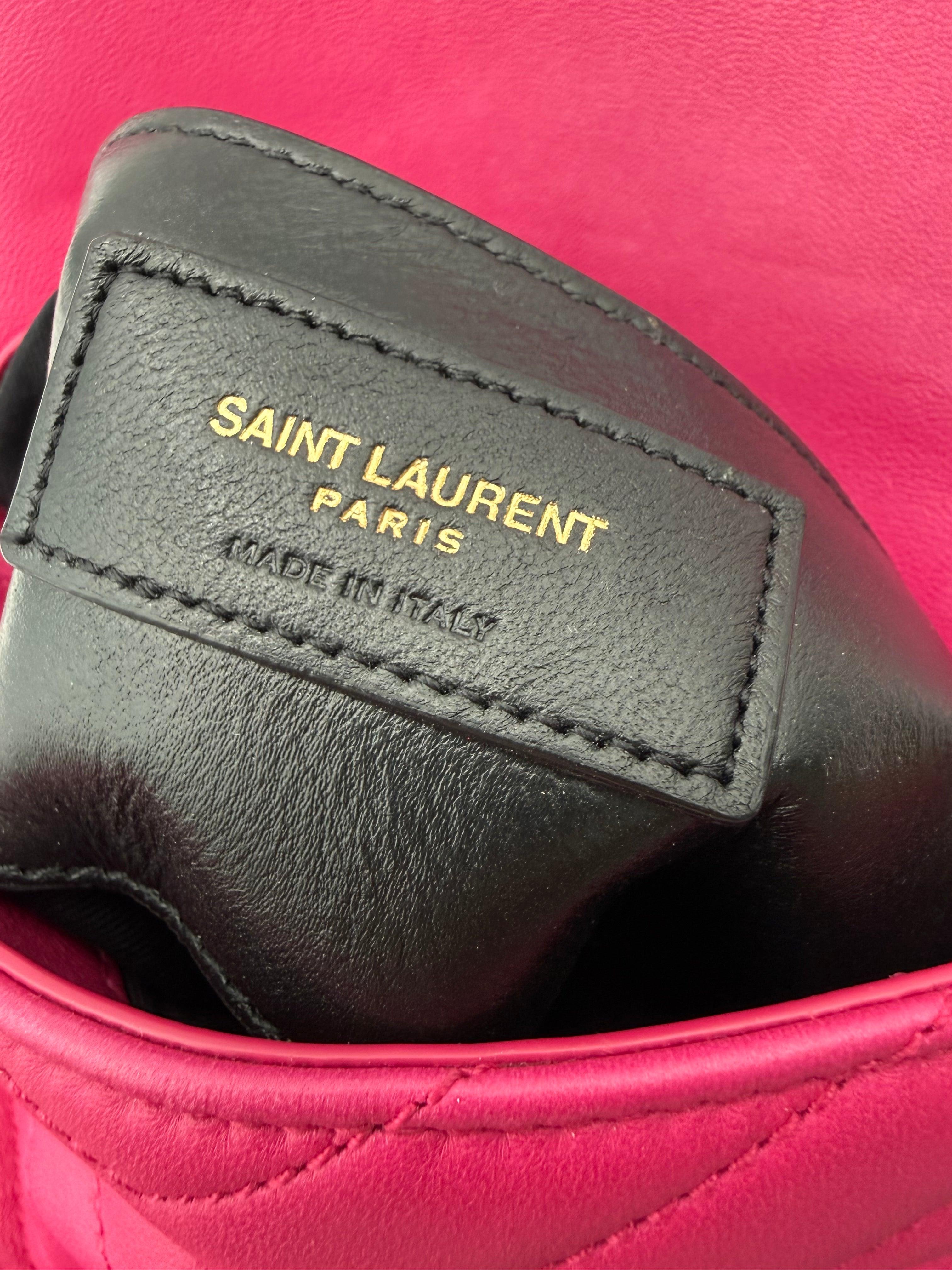 Saint Laurent Borsa a Tracolla Monogram Matelassé in Pelle Fucsia