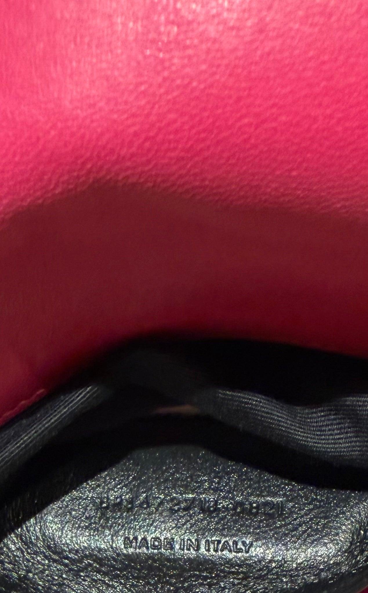 Saint Laurent Borsa a Tracolla Monogram Matelassé in Pelle Fucsia