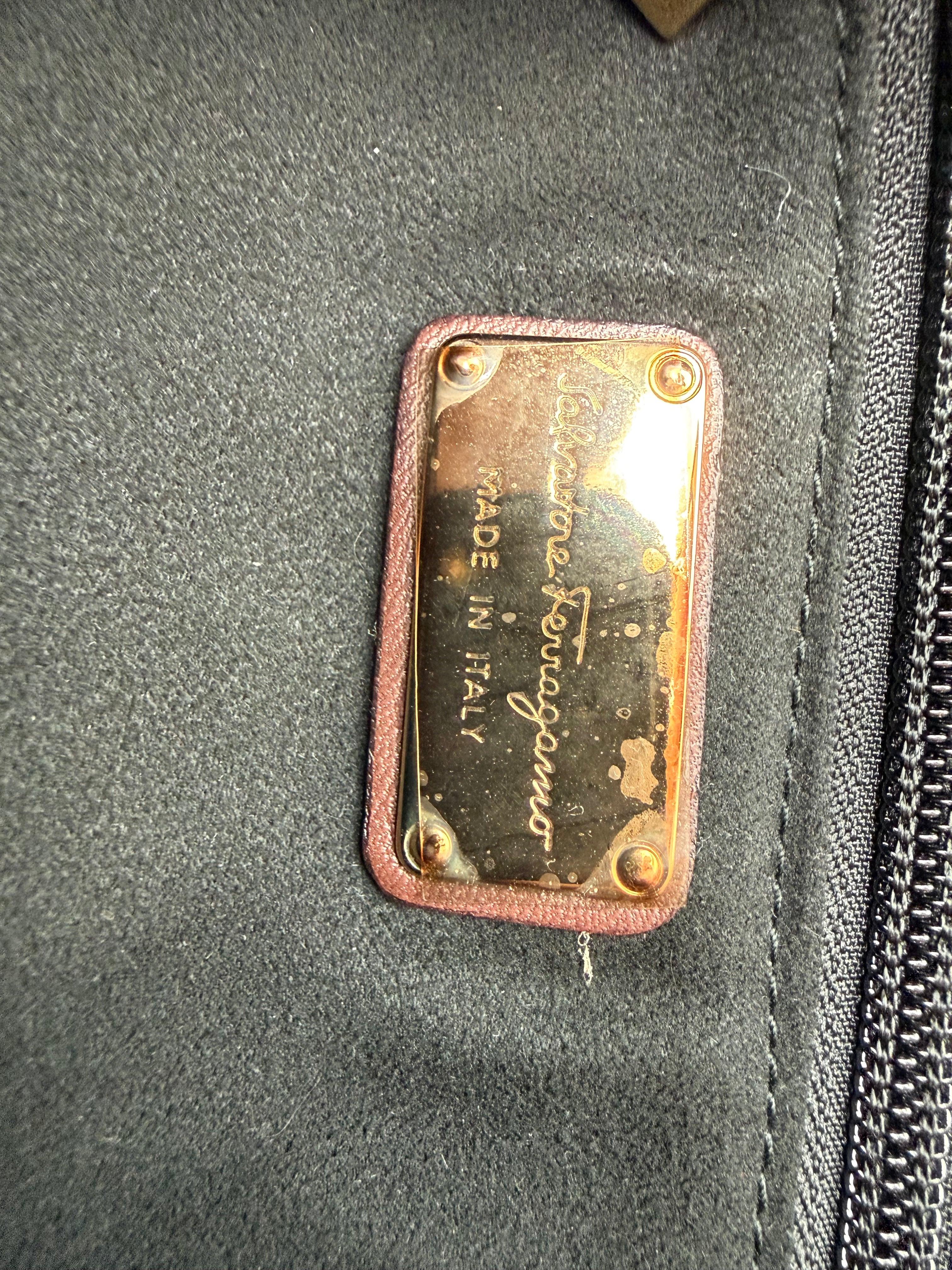 Salvatore Ferragamo Borsa Tote in Shearling Bordeaux Viola Prugna - Mercatino di Ninni