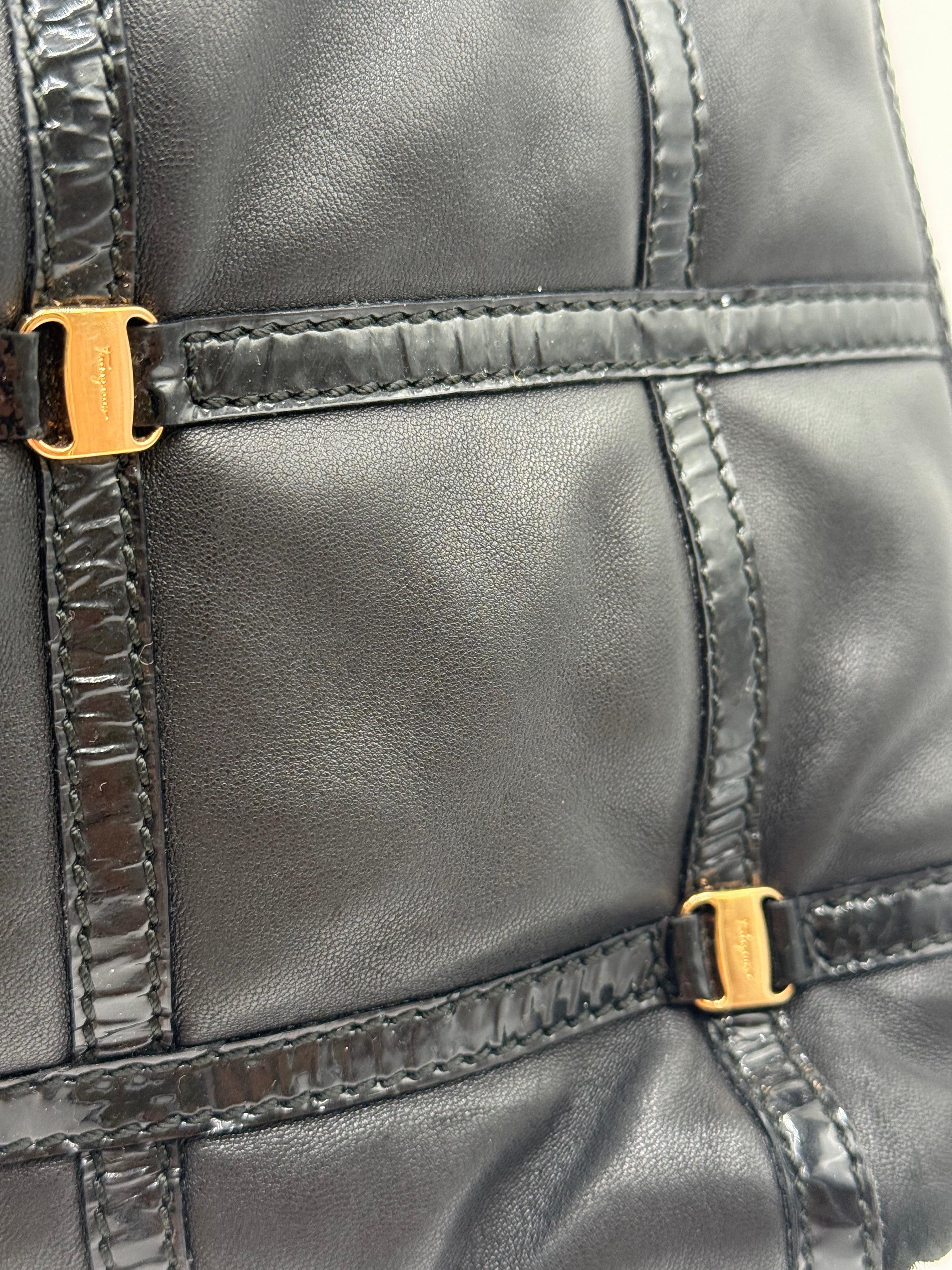 Salvatore Ferragamo Borsa Vintage in Pelle di Nappa Nera