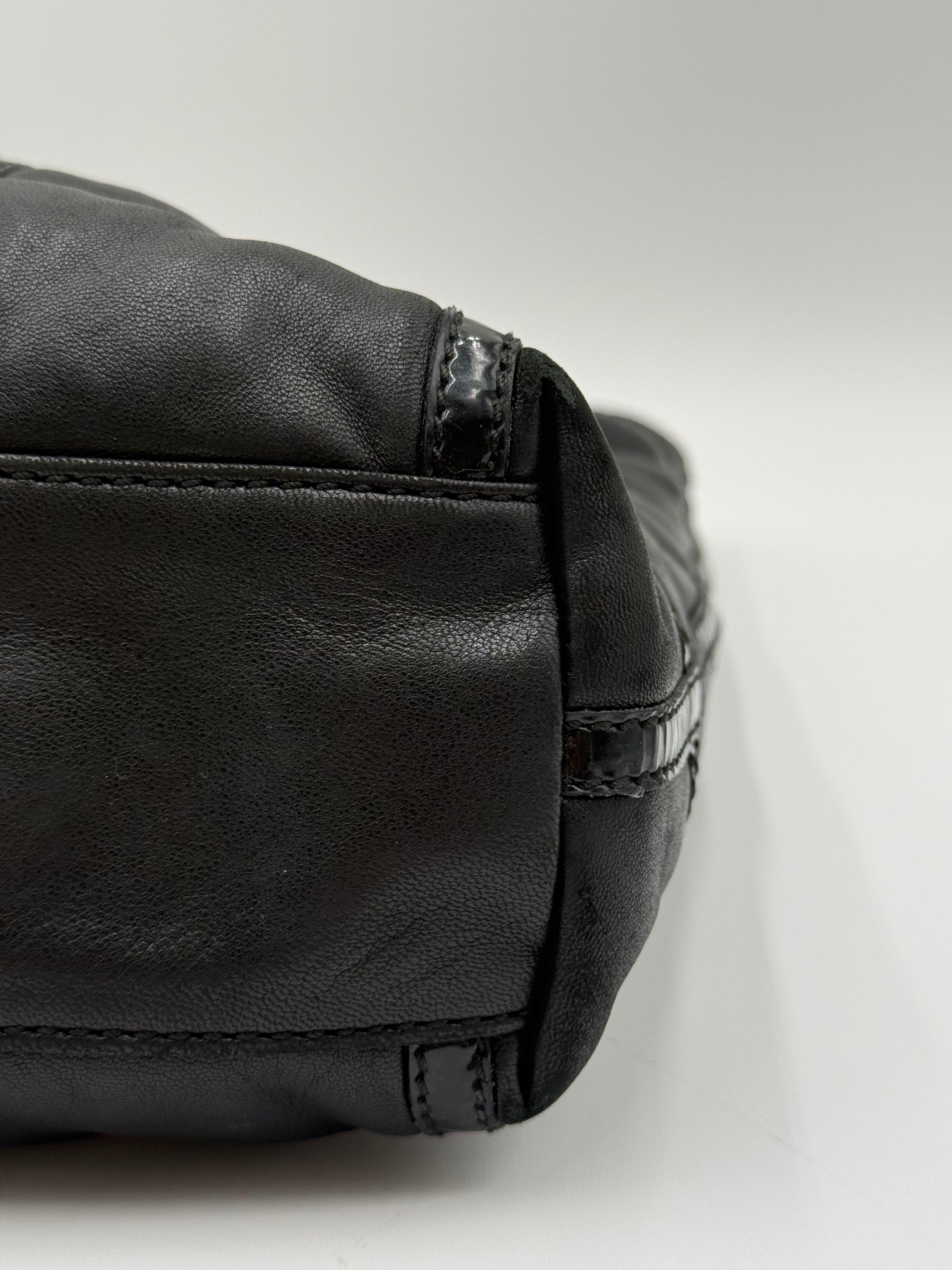 Salvatore Ferragamo Borsa Vintage in Pelle di Nappa Nera