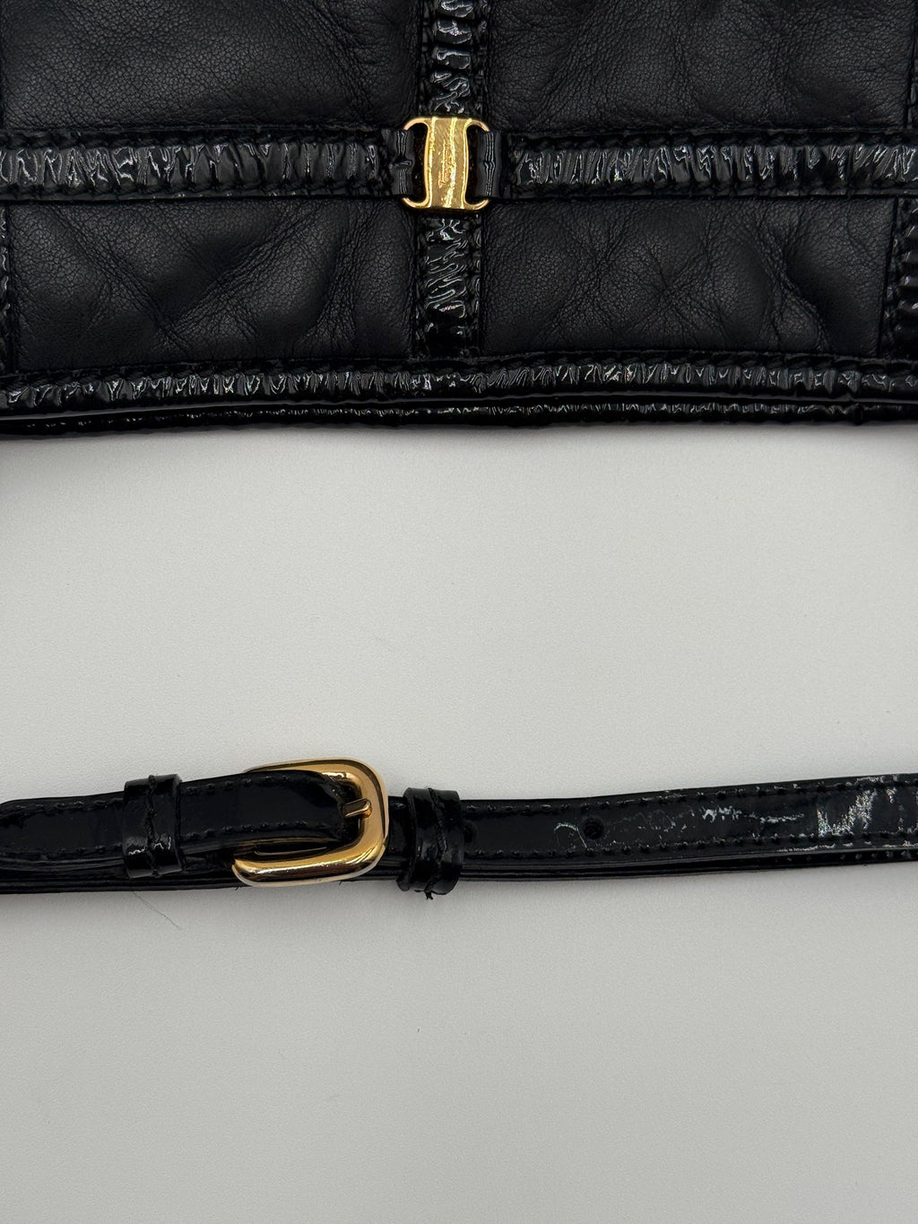 Salvatore Ferragamo Borsa Vintage in Pelle di Nappa Nera - Mercatino di Ninni