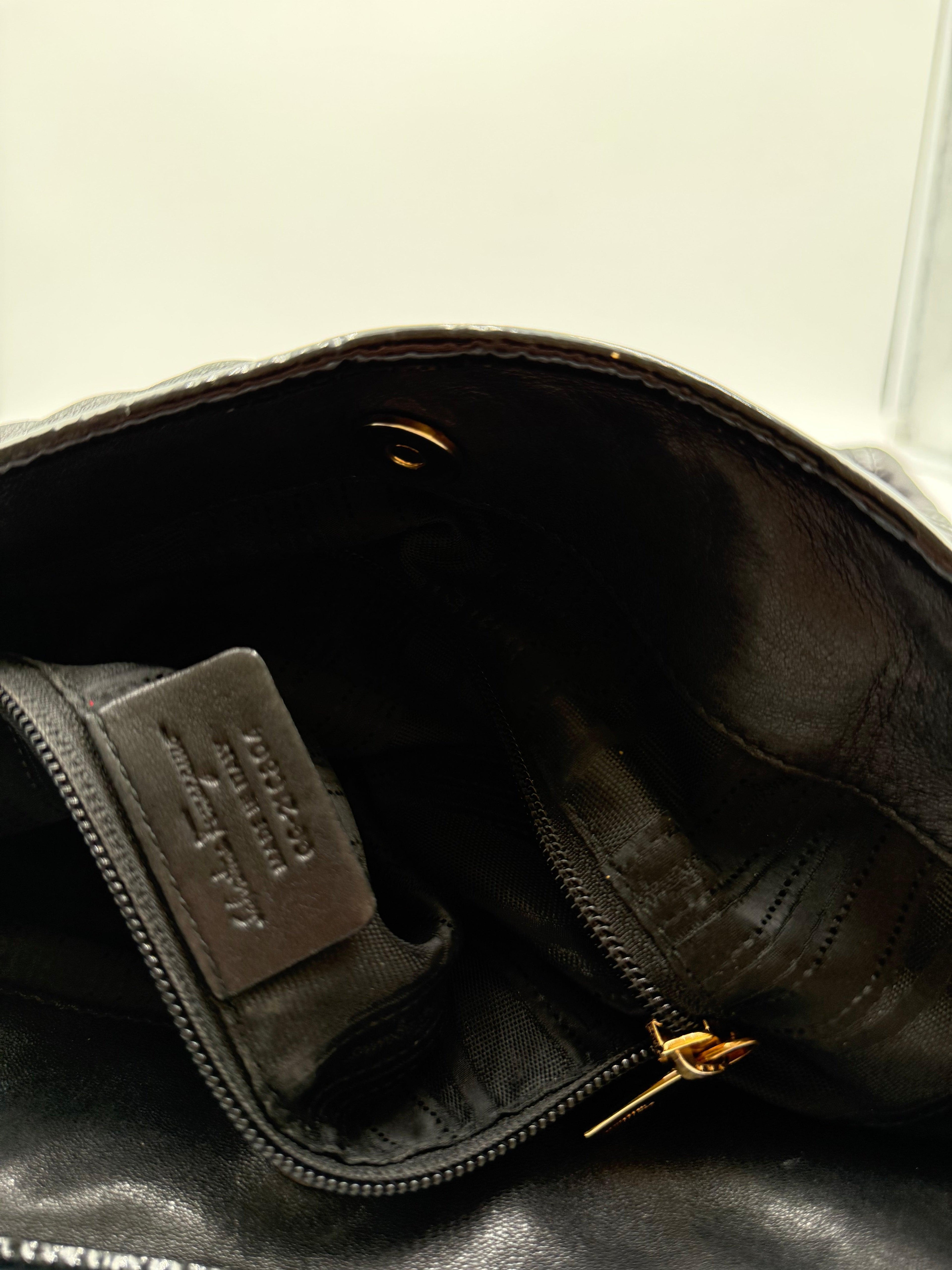 Salvatore Ferragamo Borsa Vintage in Pelle di Nappa Nera - Mercatino di Ninni