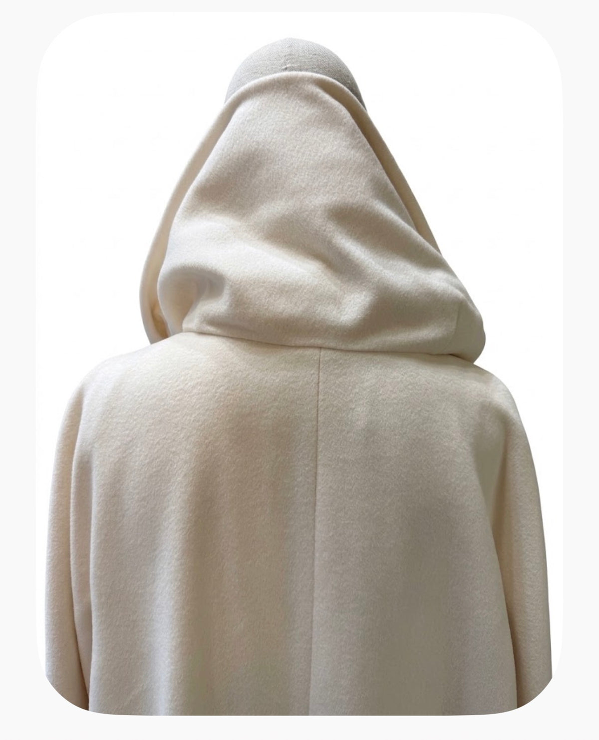 Salvatore Ferragamo Cappotto Couture in Lana Panna con Bottoni Gioiello Panna - Mercatino di Ninni