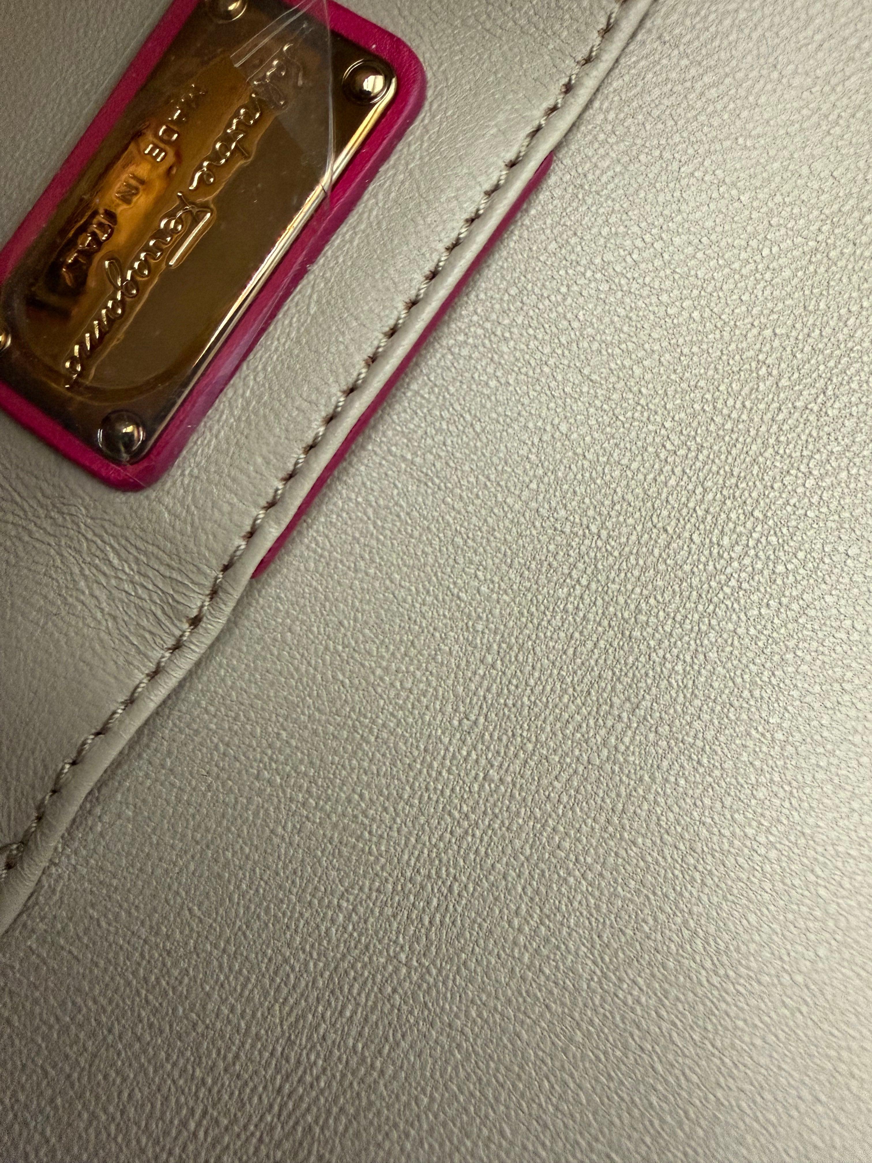 Salvatore Ferragamo Pochette Vintage in Pelle Fucsia - Mercatino di Ninni