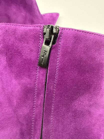 Salvatore Ferragamo Stivaletti Modello "Bolgheri" Cut-Out Bootie in Pelle Scamosciata Viola Salvatore Ferragamo