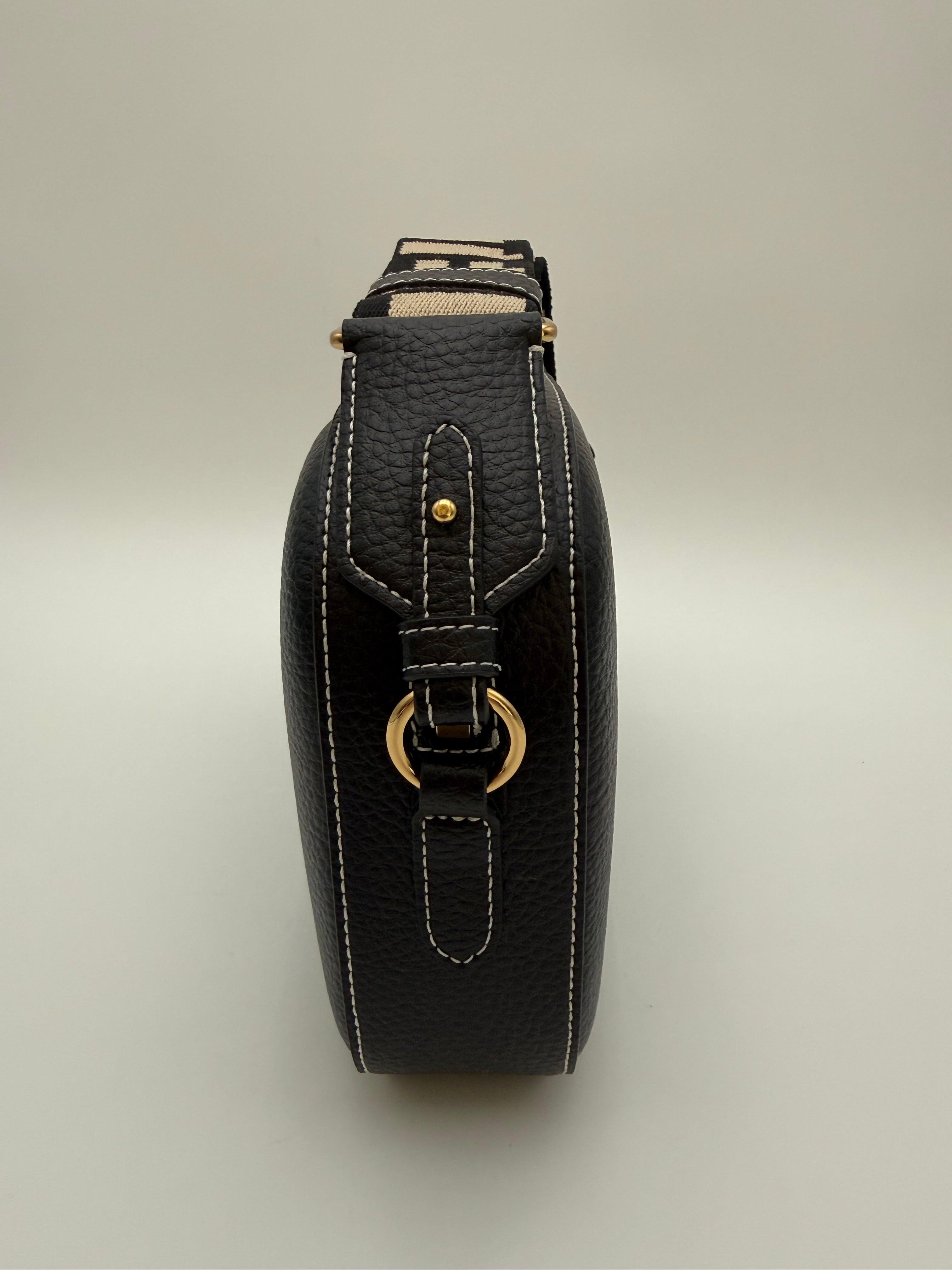 Stella McCartney Borsa Camera Stella Logo Mini Nera - Mercatino di Ninni