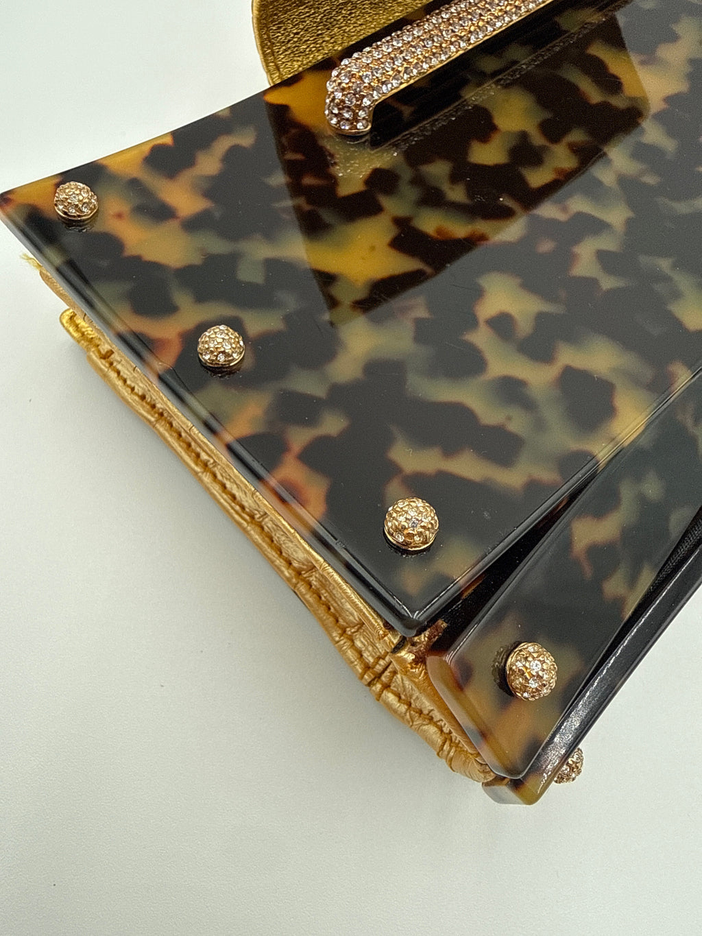 Valentino Garavani Pochette  in finitura a Guscio di "Tartaruga" Valentino Garavani